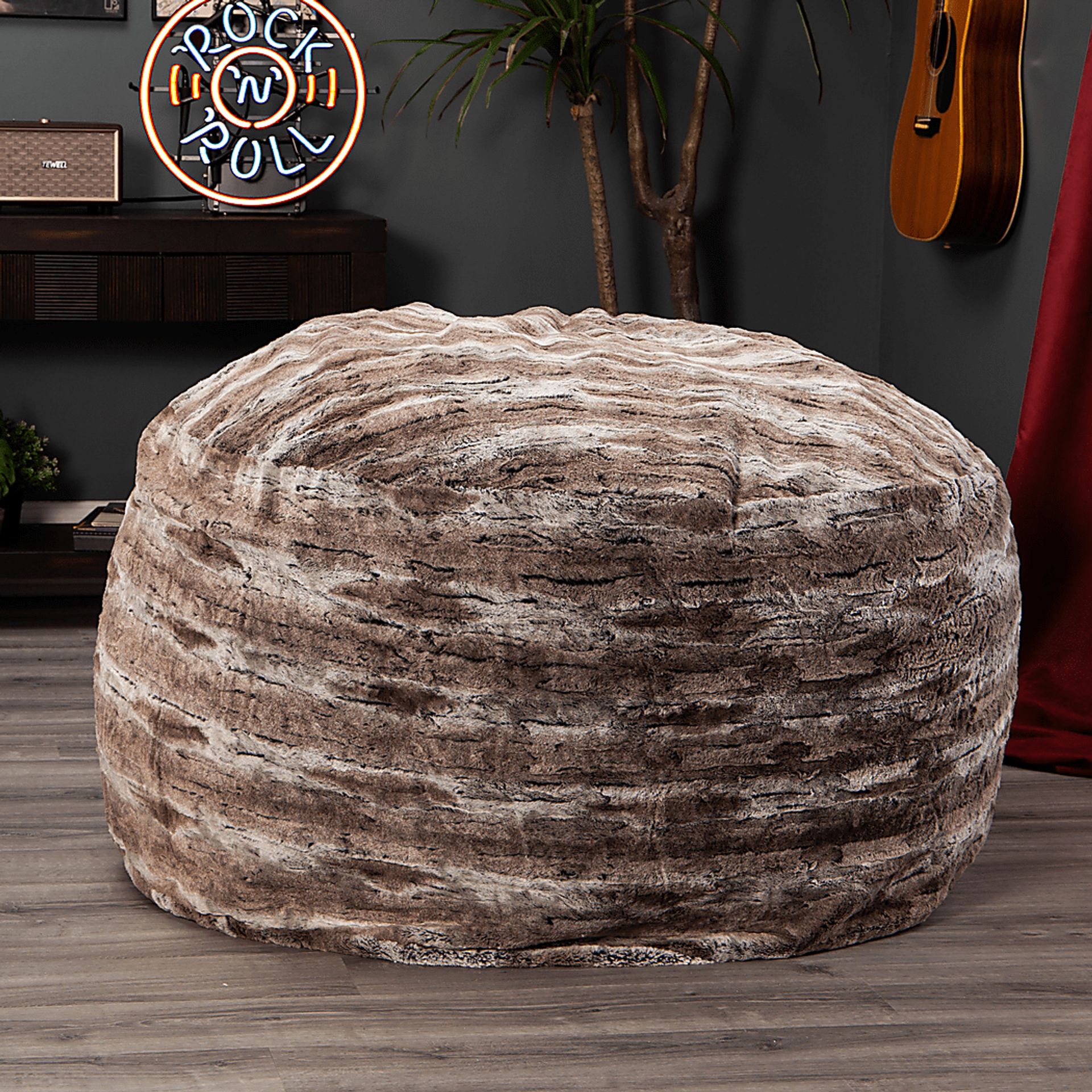 Kids Winter Dream Brown Faux Fur Bean Bag - Image 3