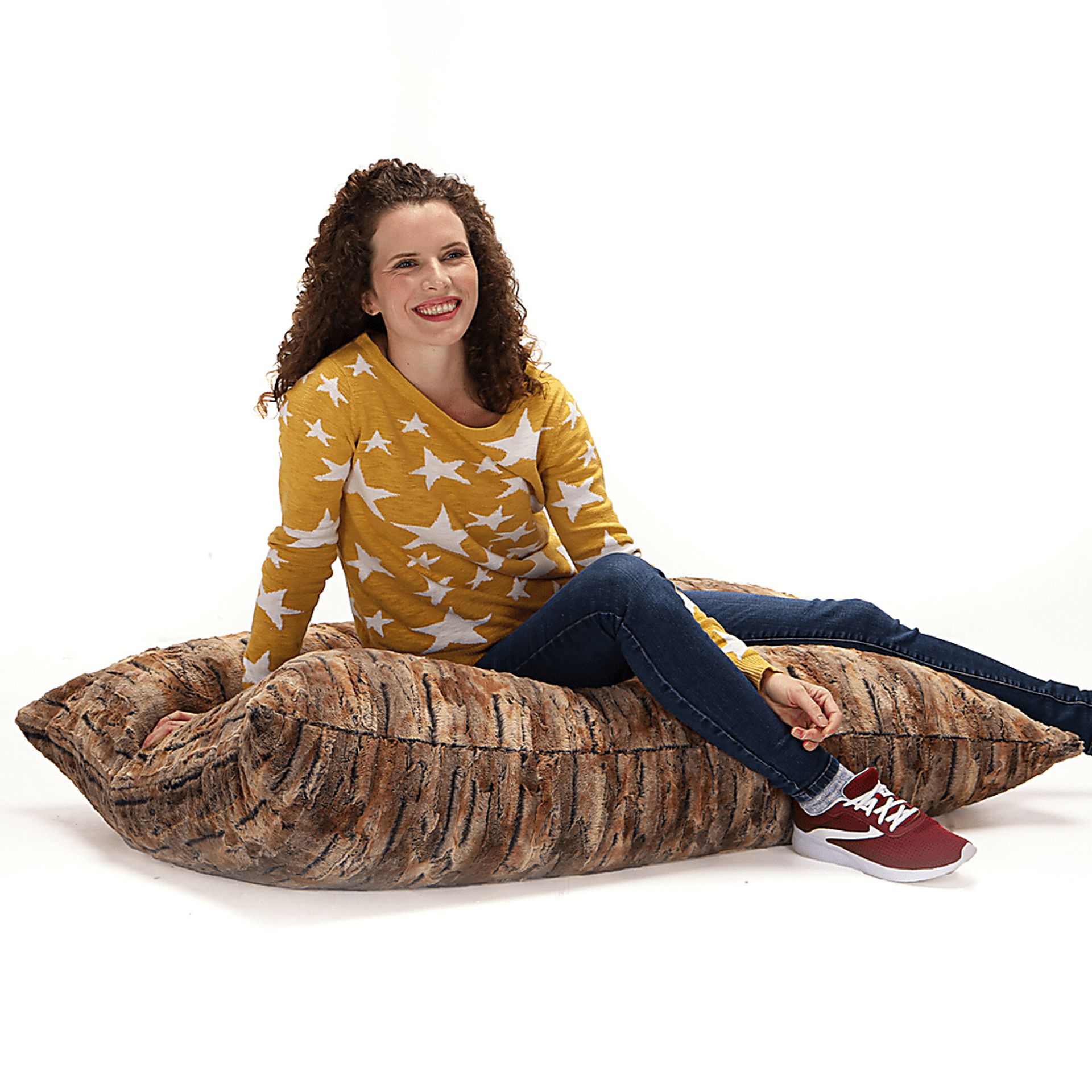 Kids Winter Dream Ginger Faux Fur Floor Pillow - Image 2