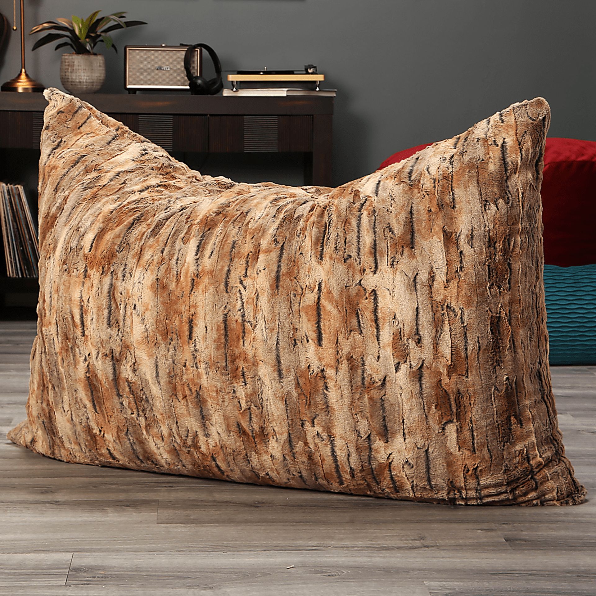 Kids Winter Dream Ginger Faux Fur Floor Pillow - Image 4