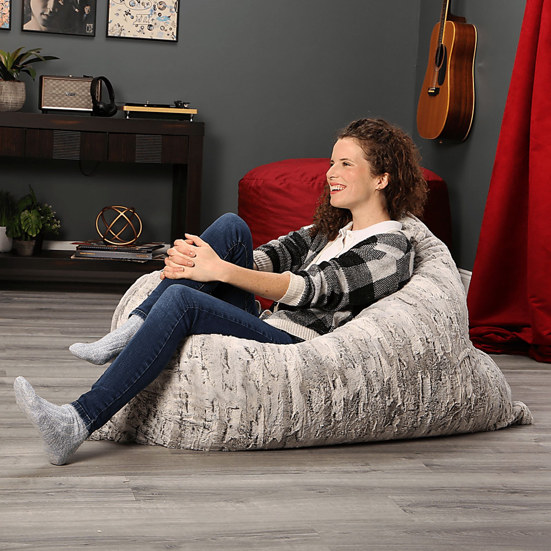 Kids Winter Dream Silver Faux Fur Floor Pillow - Image 6
