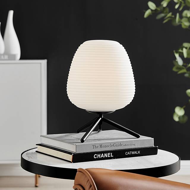 Kimball Cay White Lamp - Thumbnail - Image 2