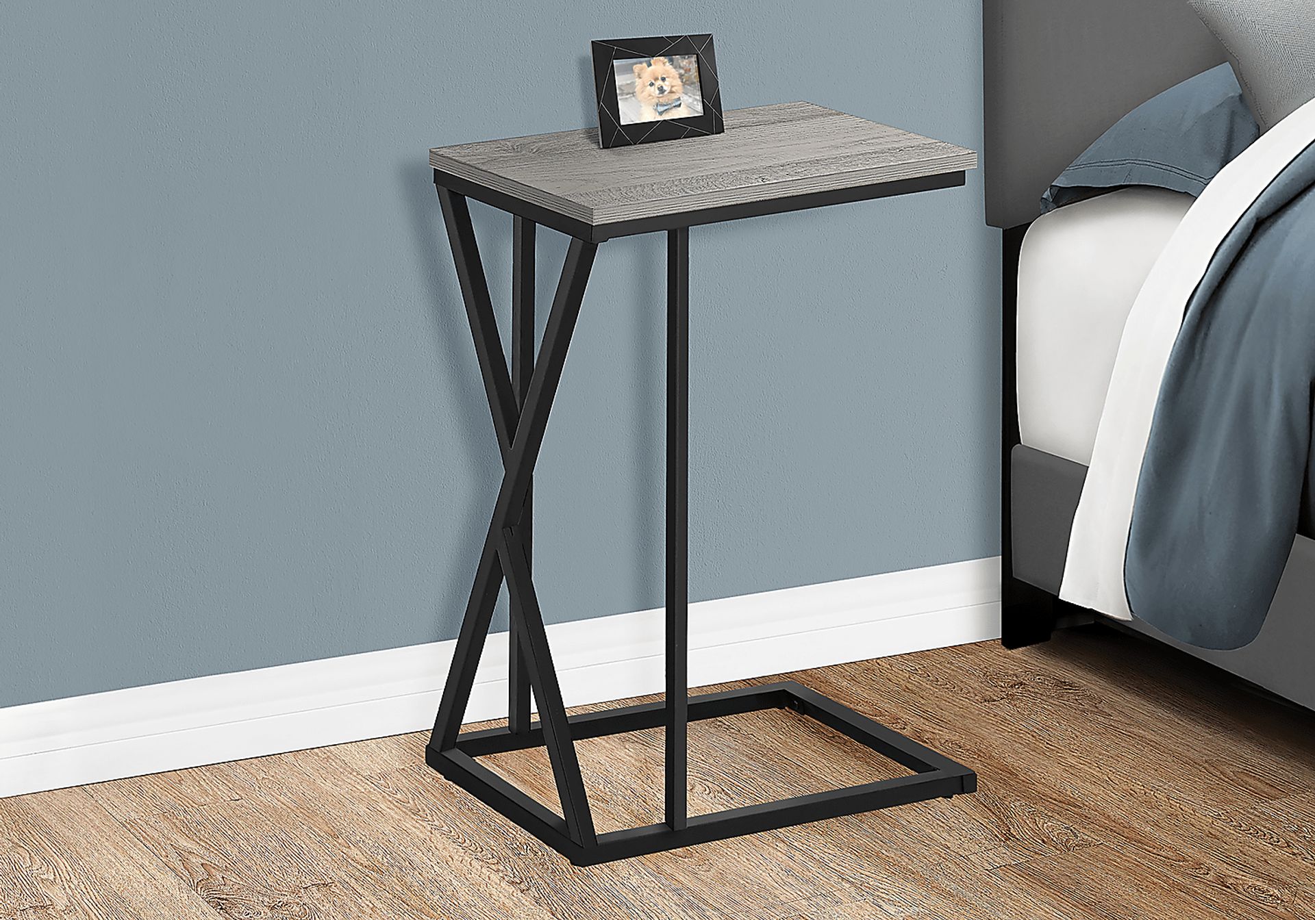 Kimmelway Gray Accent Table - Image 5