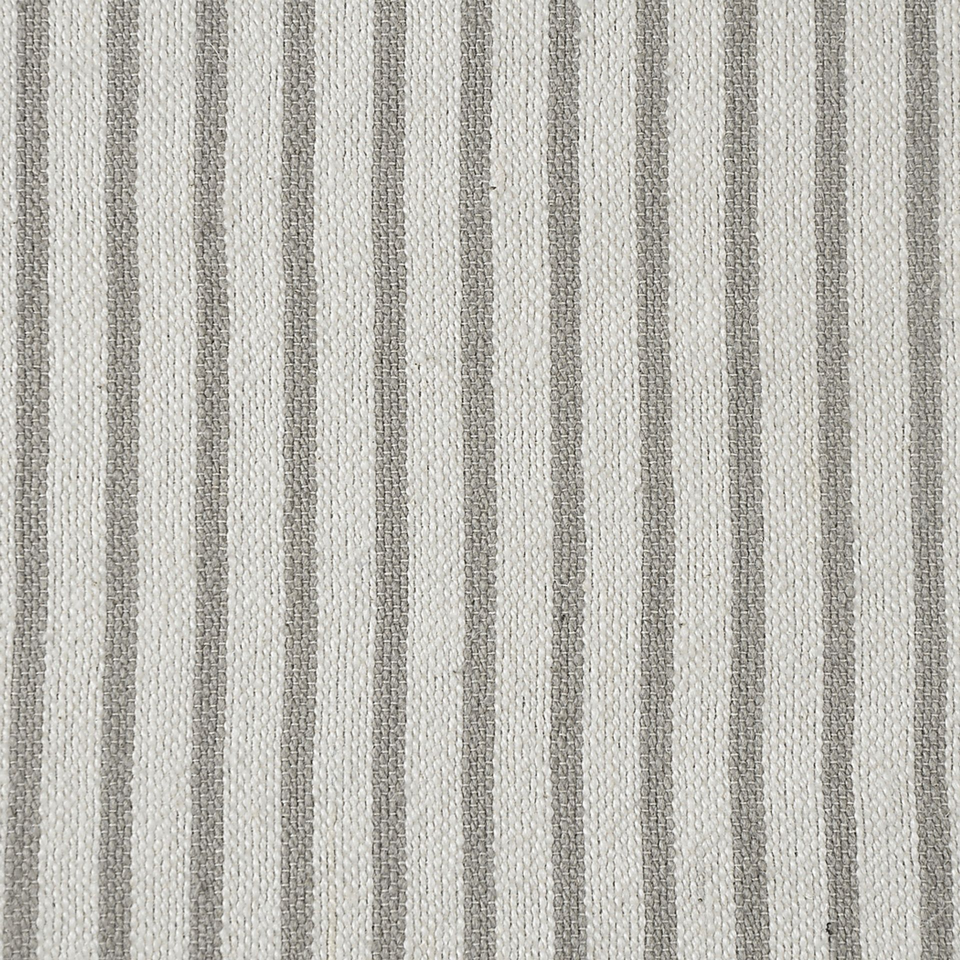 King Lane Gray Throw Blanket - Image 6