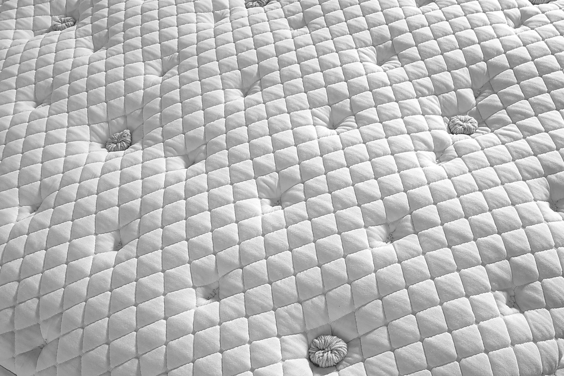 Kingsdown Chardonnay Queen Mattress - Image 3