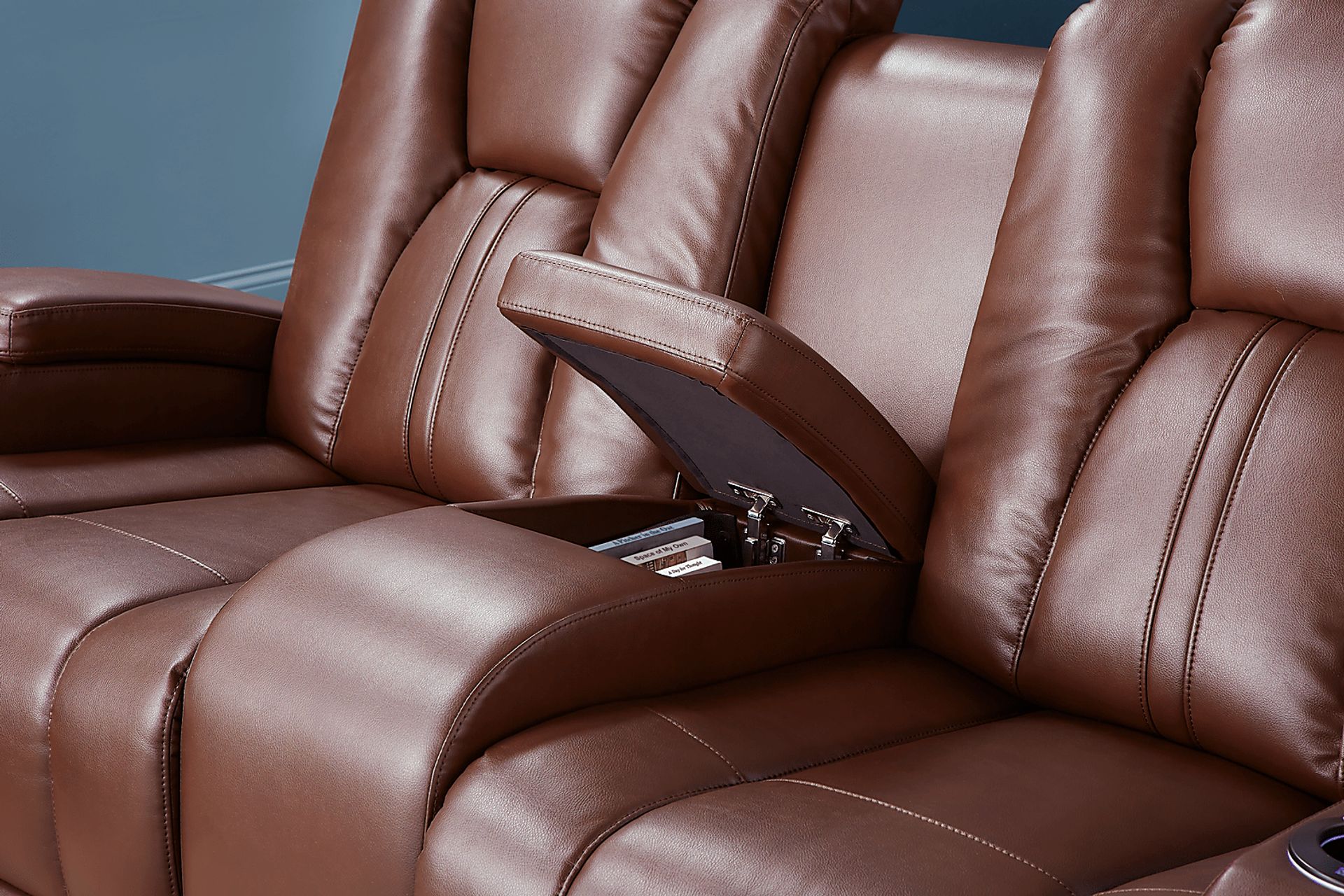 Kingvale Court Mocha Dual Power Reclining Console Loveseat - Image 6