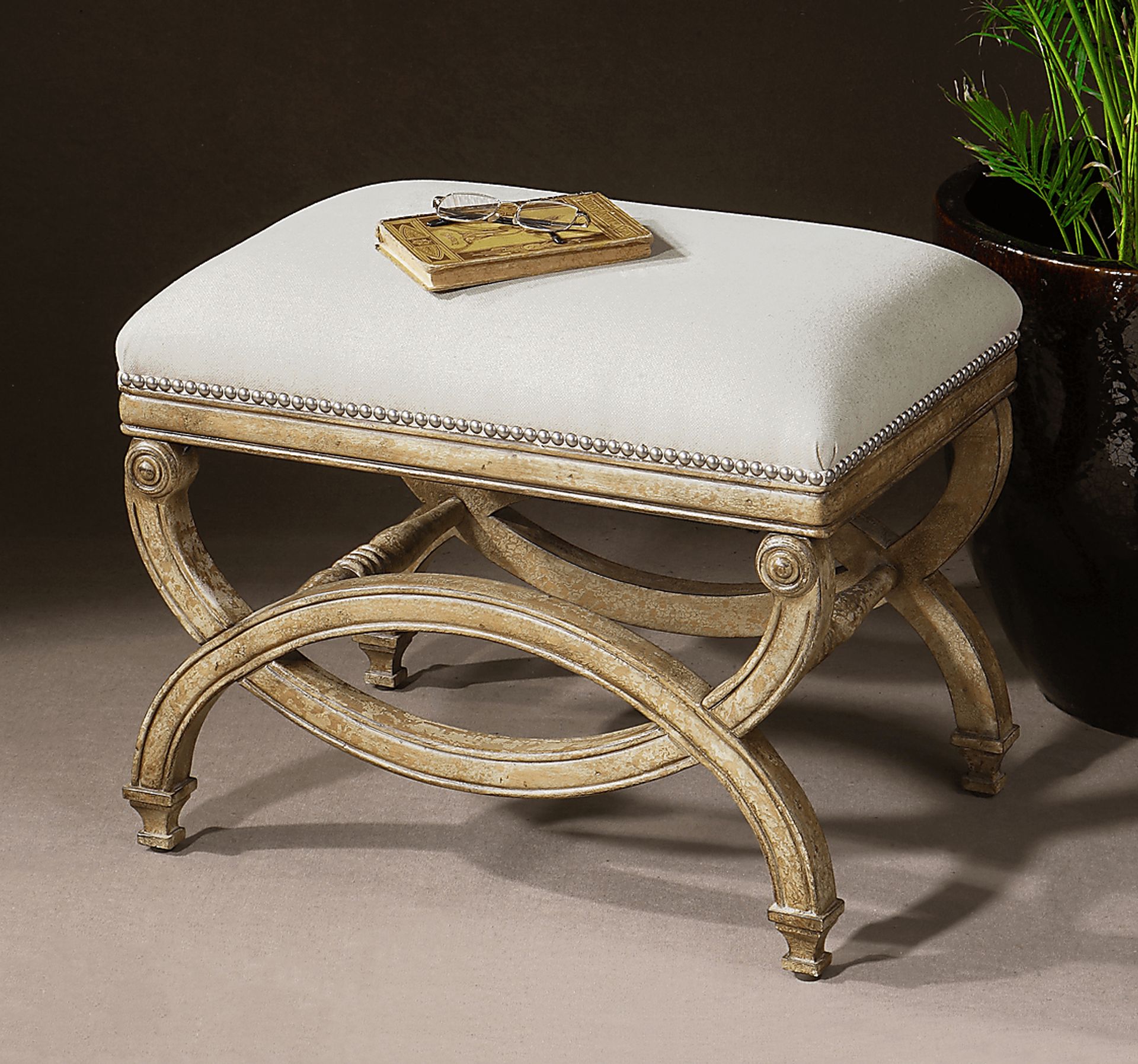 Kinzalow Linen Accent Bench - Image 3