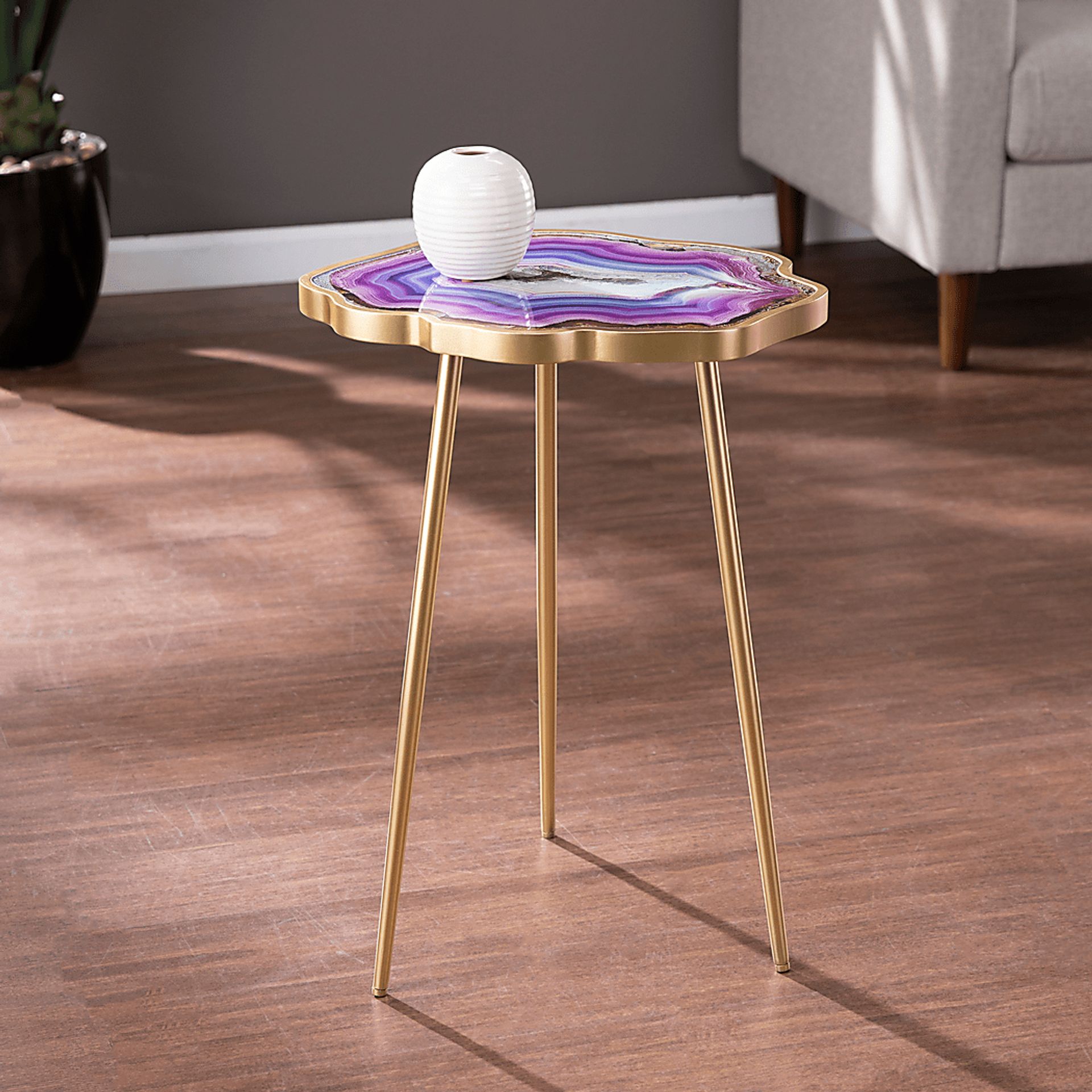 Kinzieway Purple Accent Table - Image 4