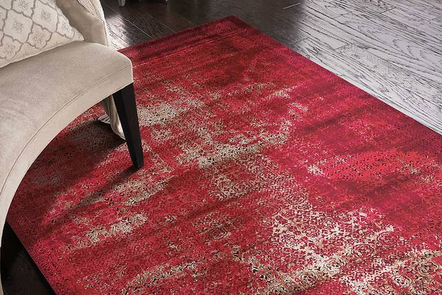 Konnie Red 5'3 x 7'4 Rug - Thumbnail - Image 3