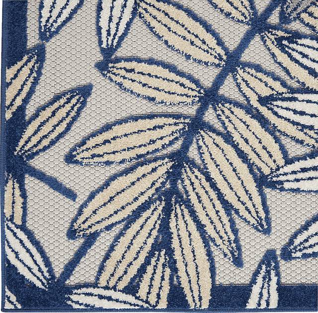 Krisiel Ivory/Navy 5'3 x 7'5 Indoor/Outdoor Rug - Thumbnail - Image 10