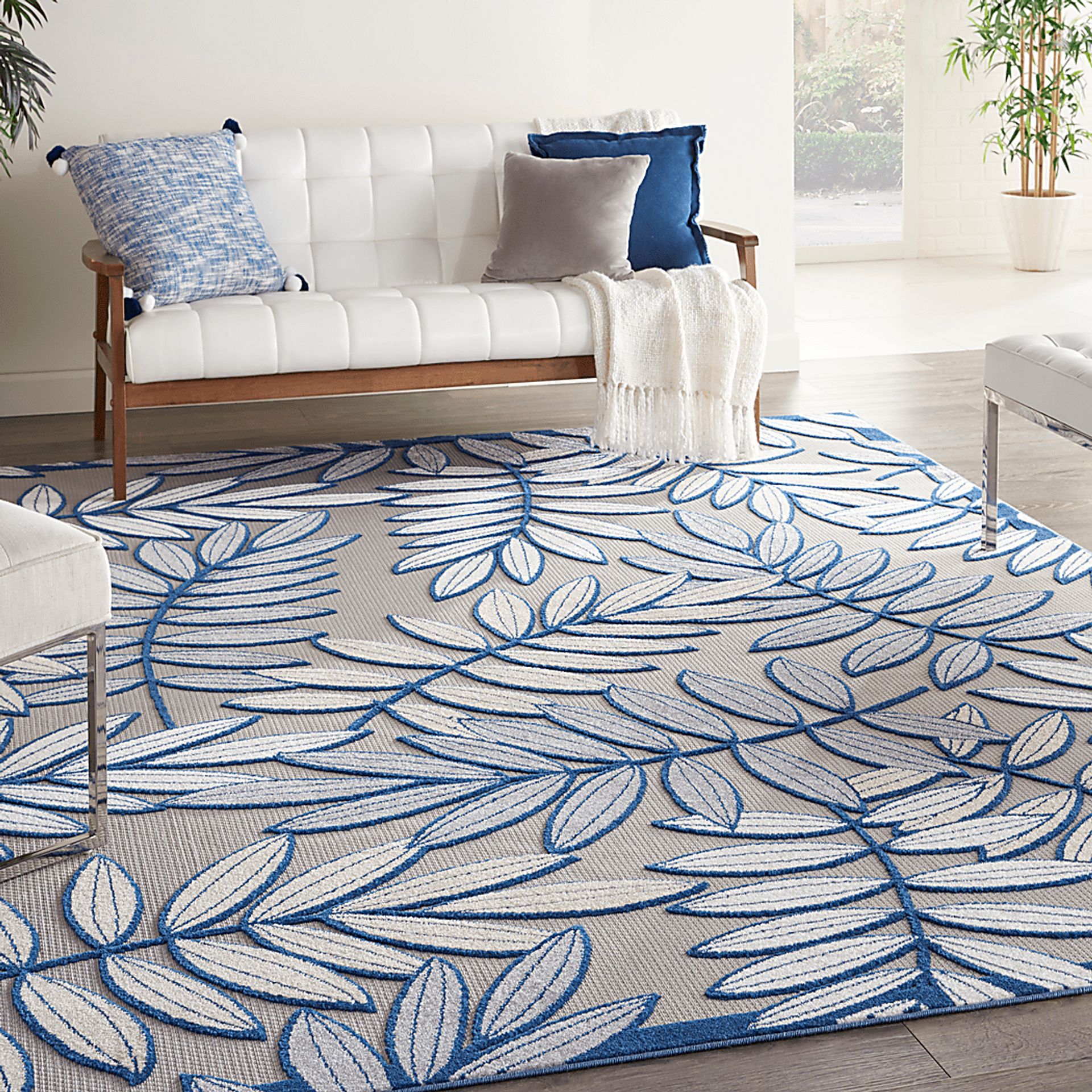 Krisiel Ivory/Navy 7'10 x 10'6 Indoor/Outdoor Rug - Image 4