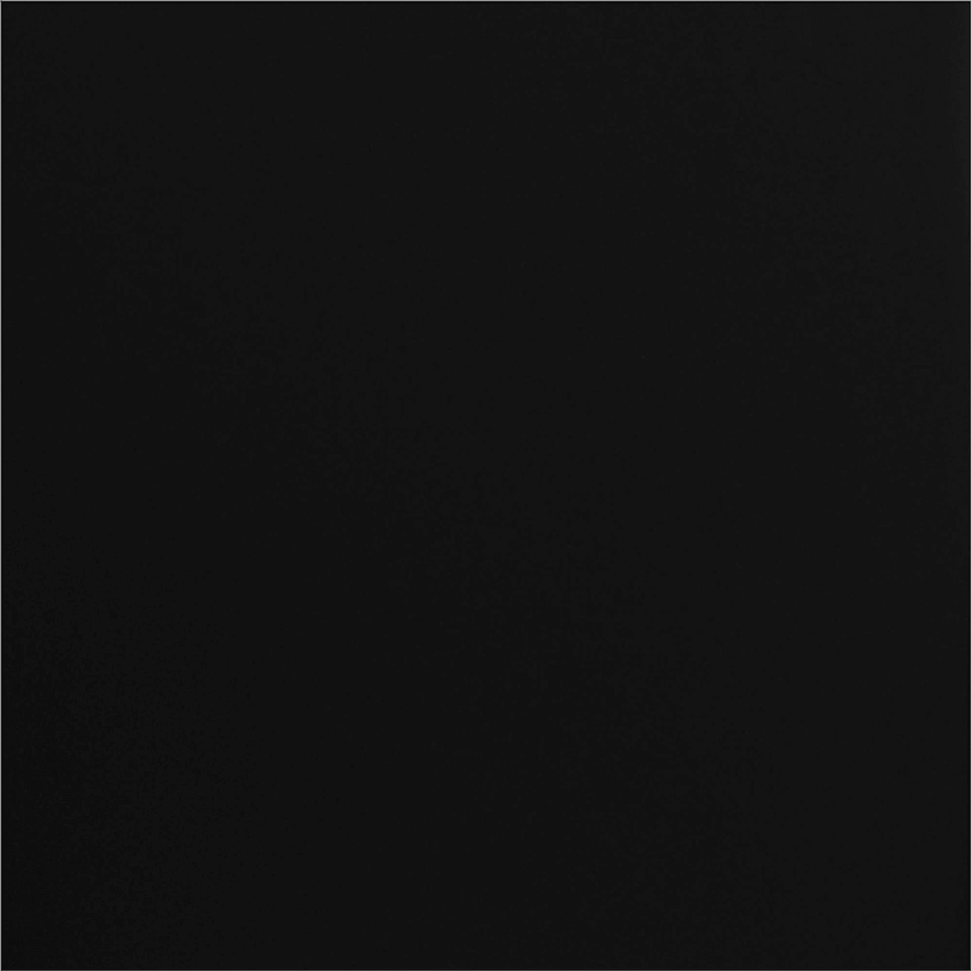 Kuhle Black Accent Table - Image 8