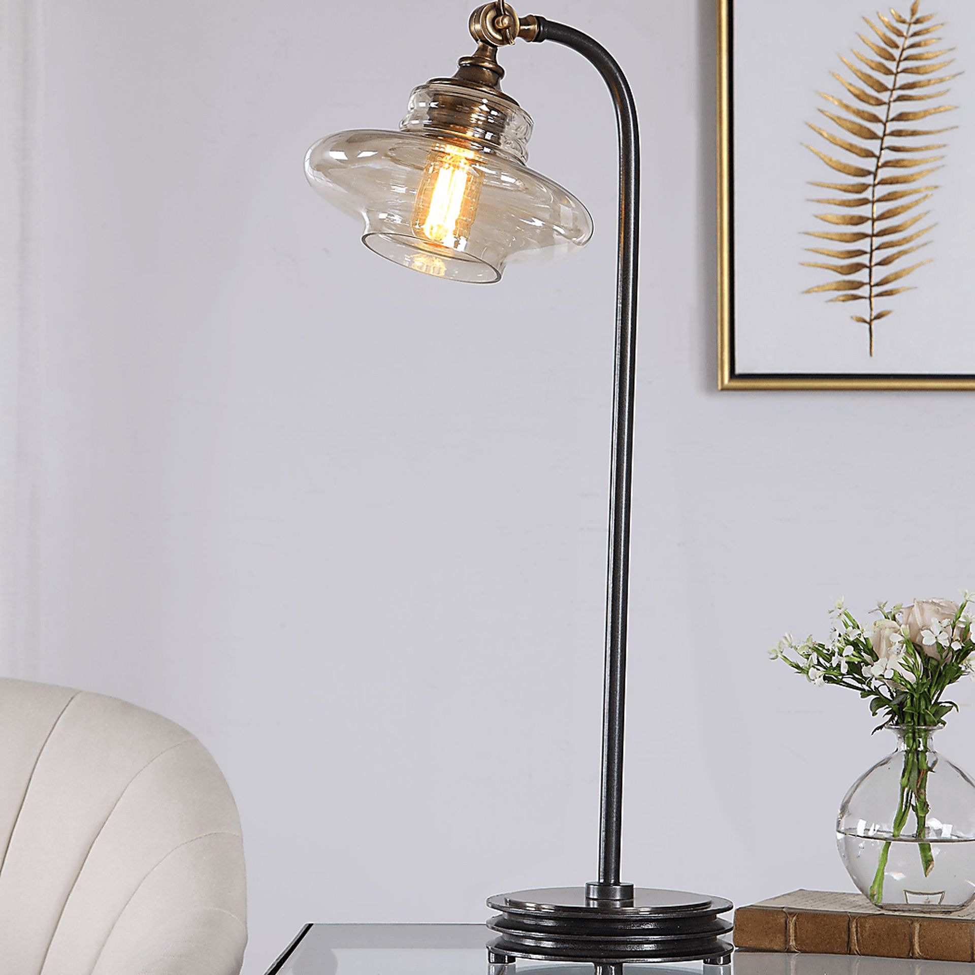 Kyle Avenue Black Lamp - Image 6