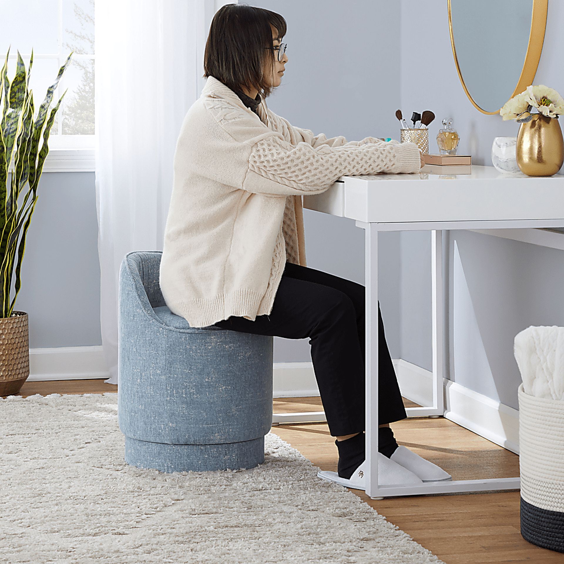 Kylman II Blue Vanity Stool - Image 12