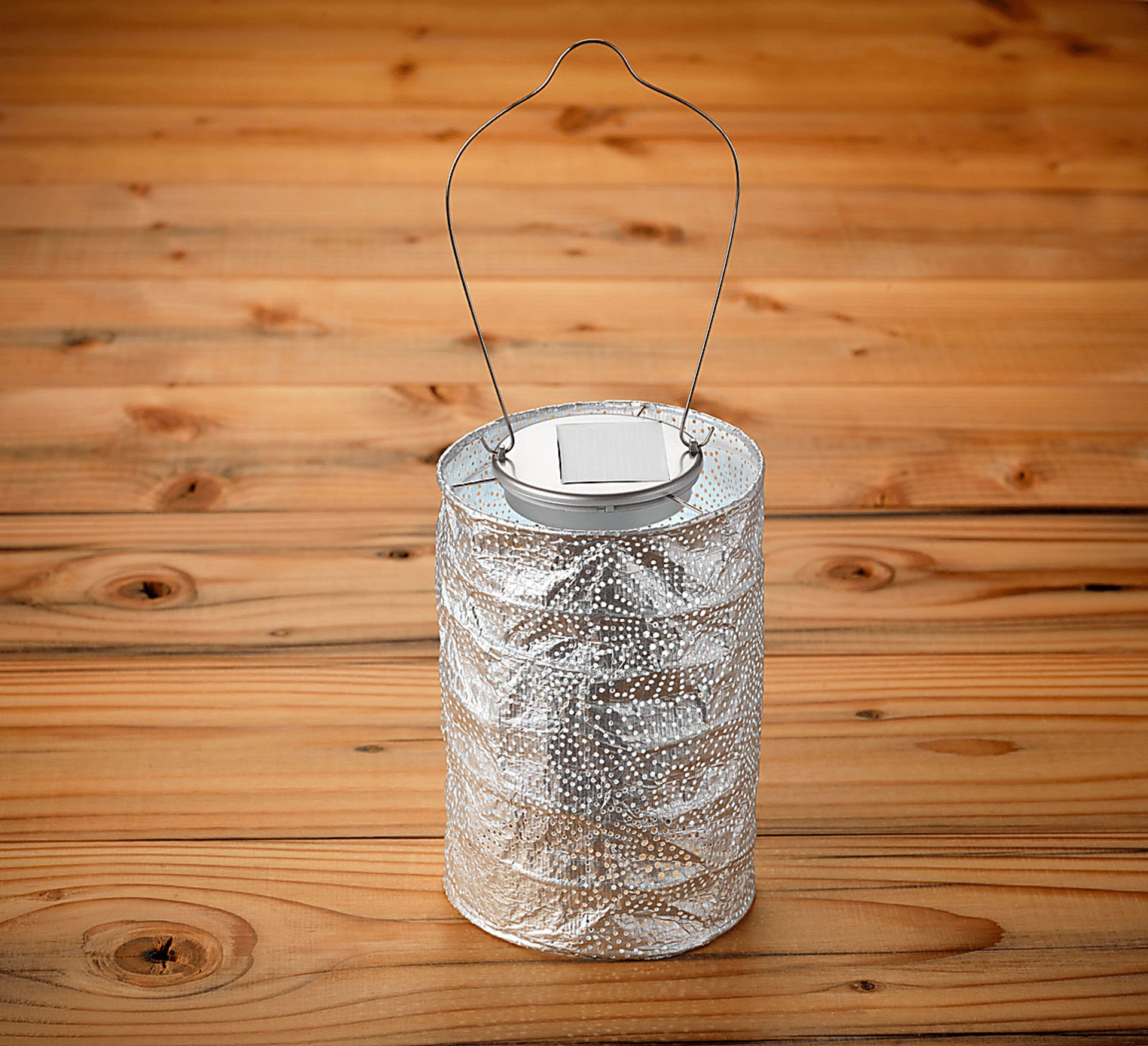 La Flora Silver Outdoor Solar Lantern - Image 2