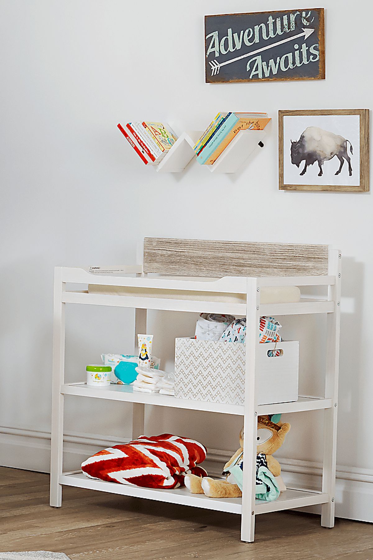 Lachlan White Changing Table | Rooms to Go