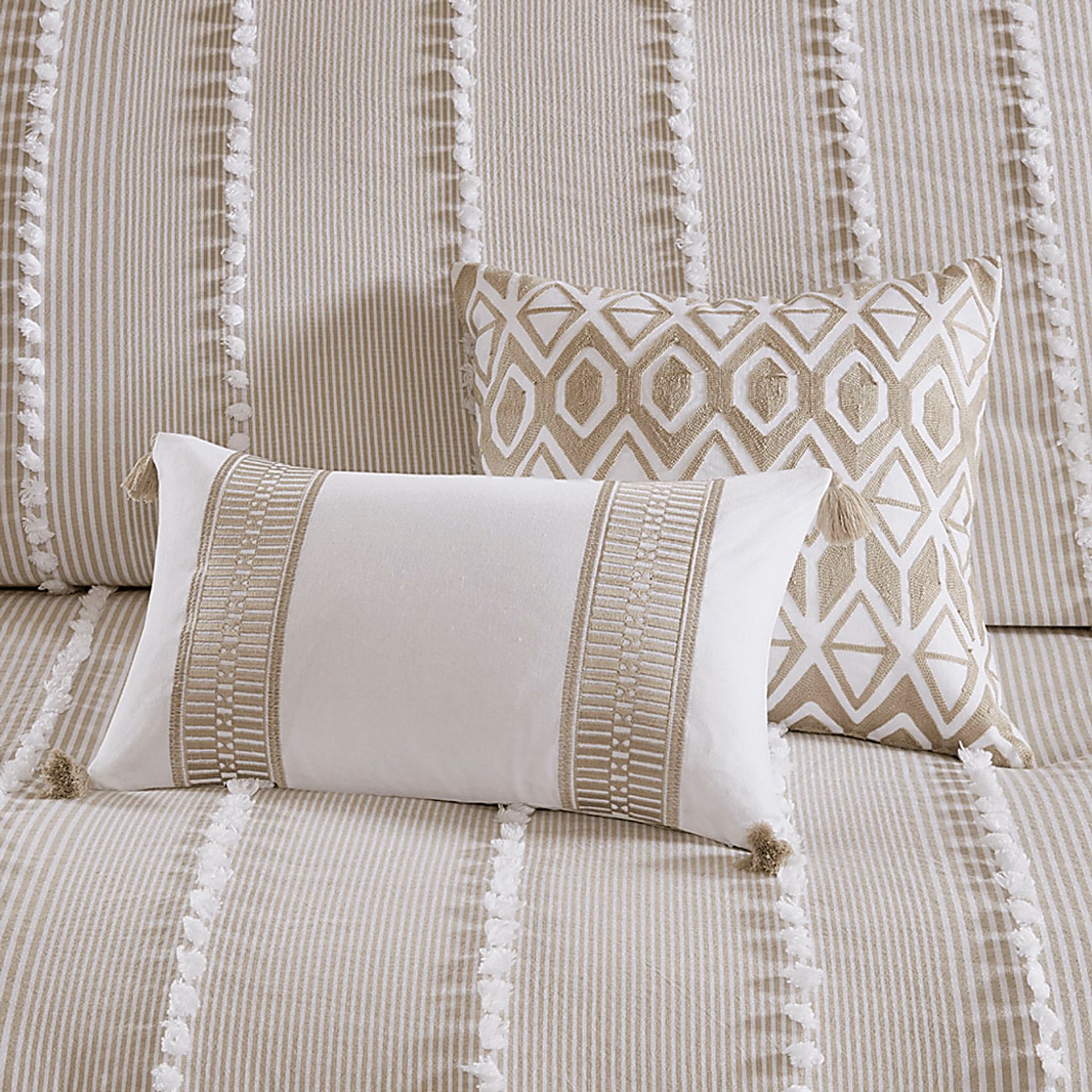 Lackender Taupe 3 Pc King Duvet Set - Image 5