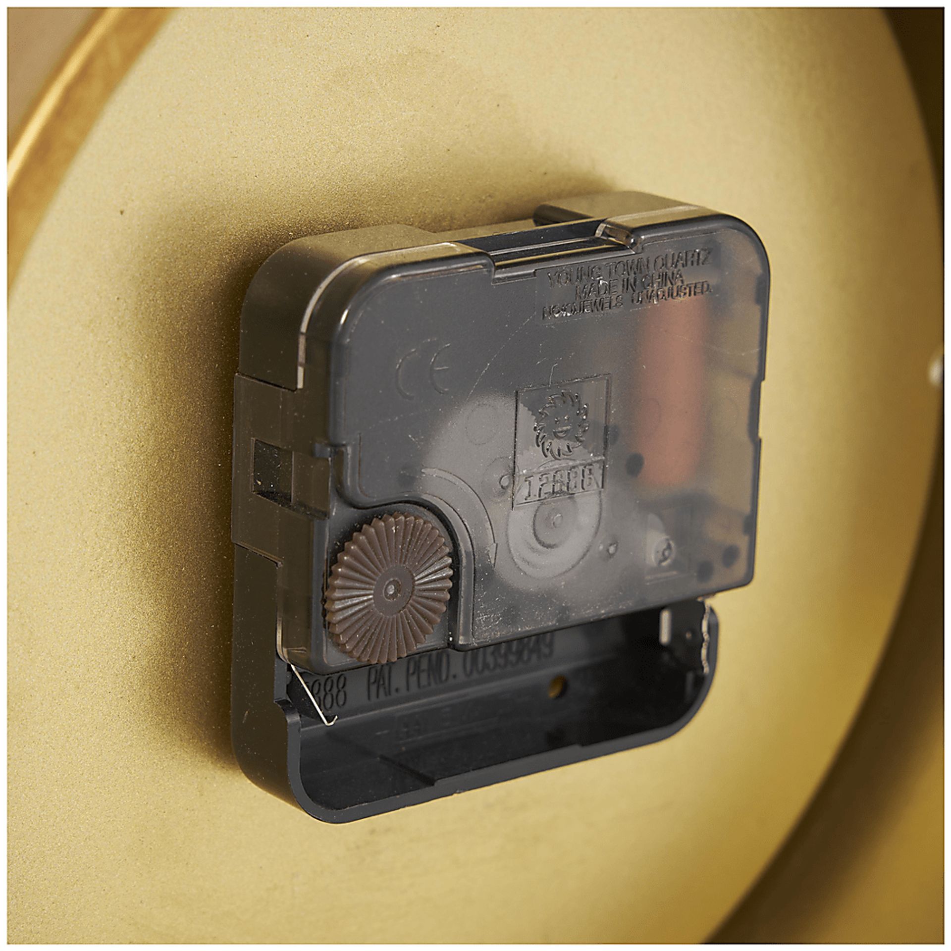 Laeke Gold Clock - Image 8