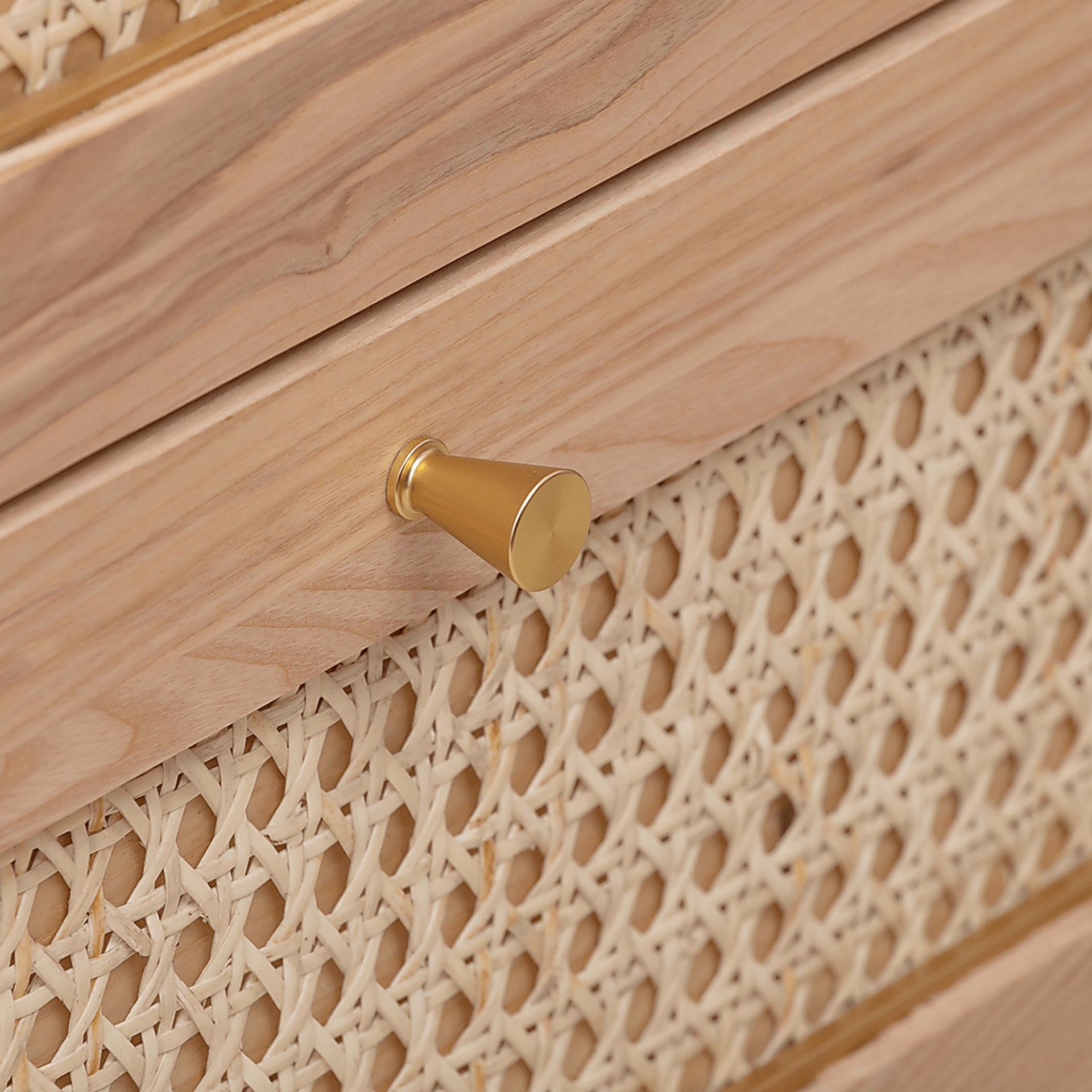 Laertes Light Brown Dresser - Image 7
