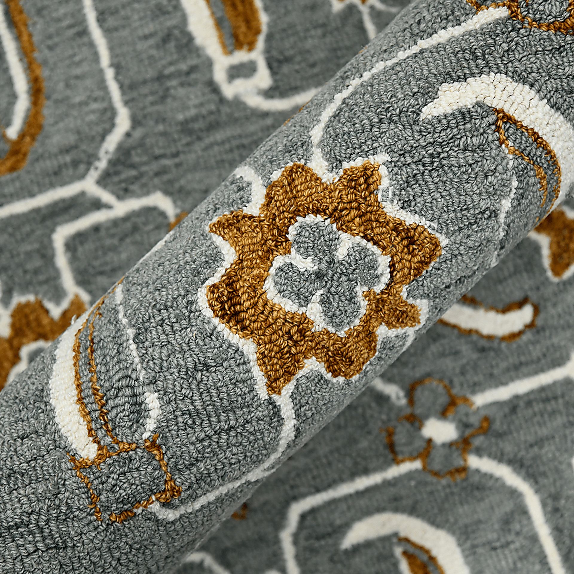 Laeti Gray 5' x 8' Rug - Image 2