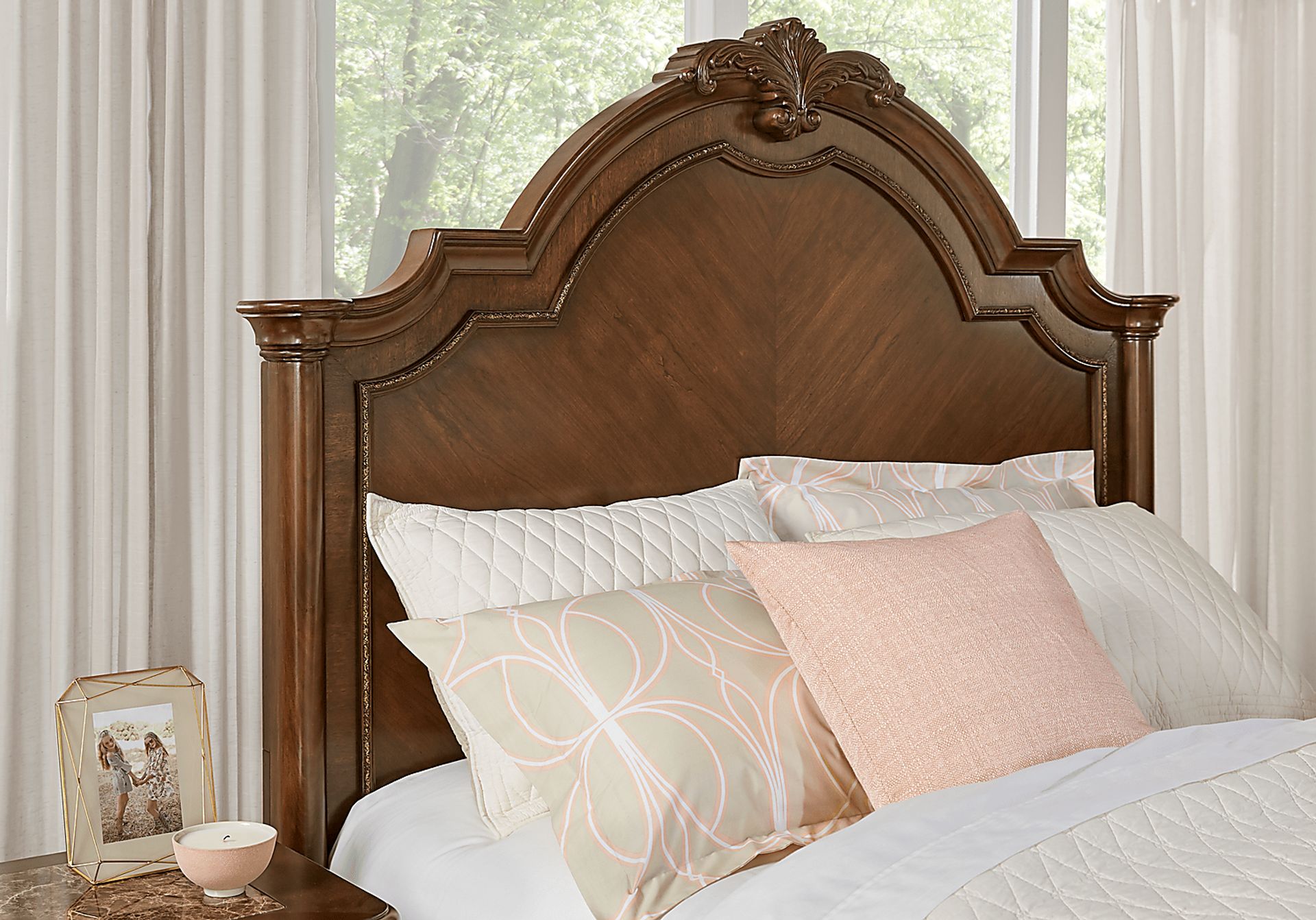 Lafayette Place Brown 3 Pc King Bed - Image 3