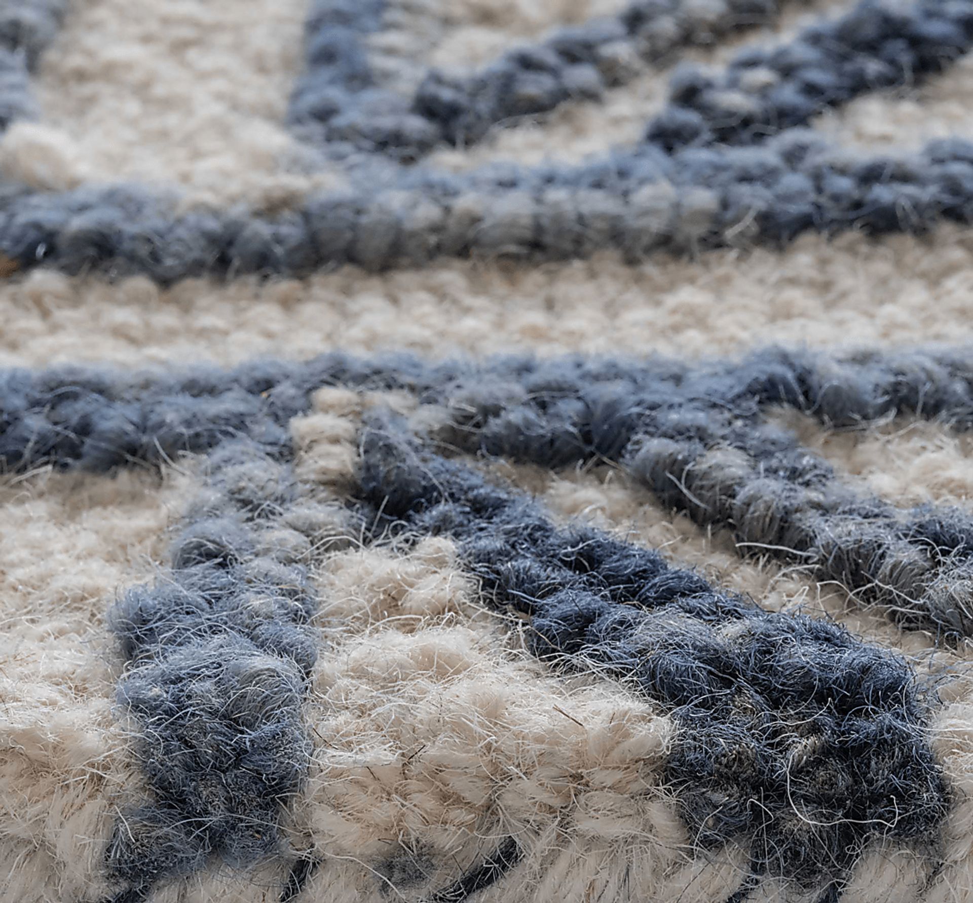 Lageo Blue 8' x 10' Rug - Image 4