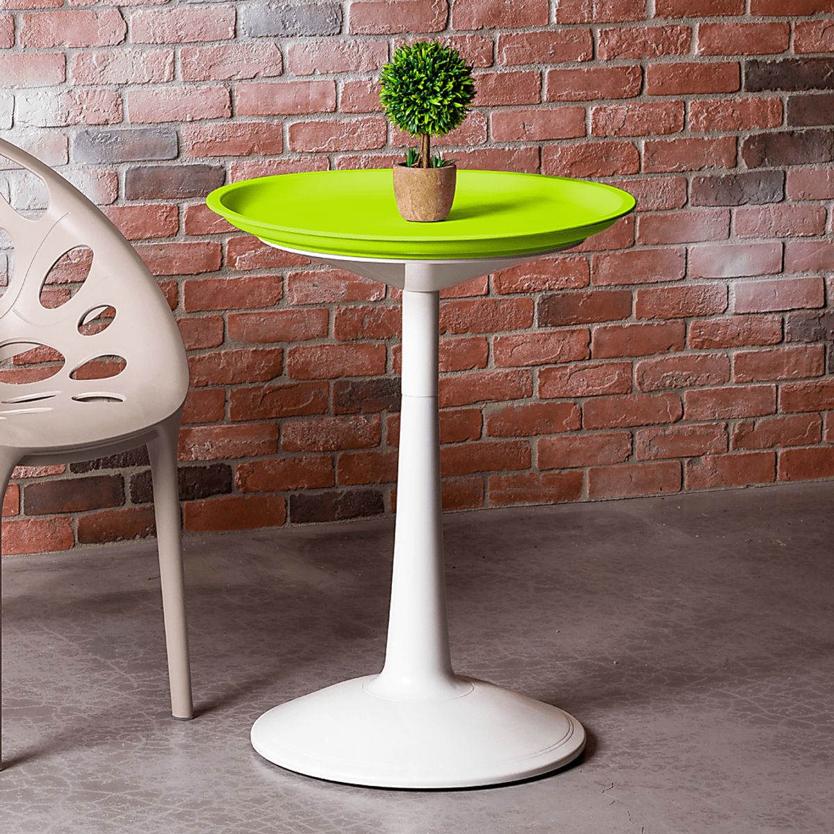 Lagoon Sprout Green Colors Synthetic Fabric Outdoor Side Table | Rooms ...