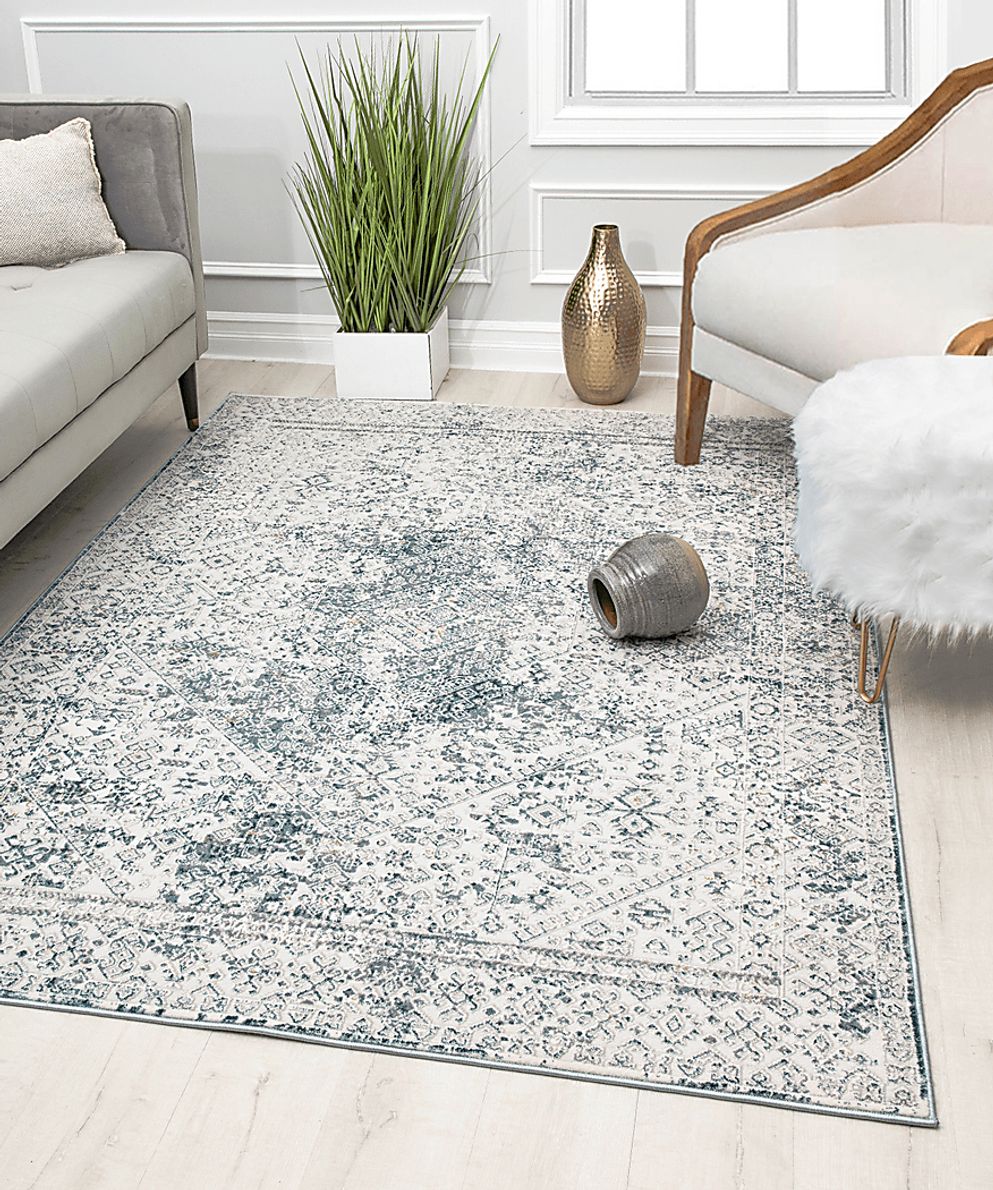 Lainy 5'3 x 7' Blue Rug