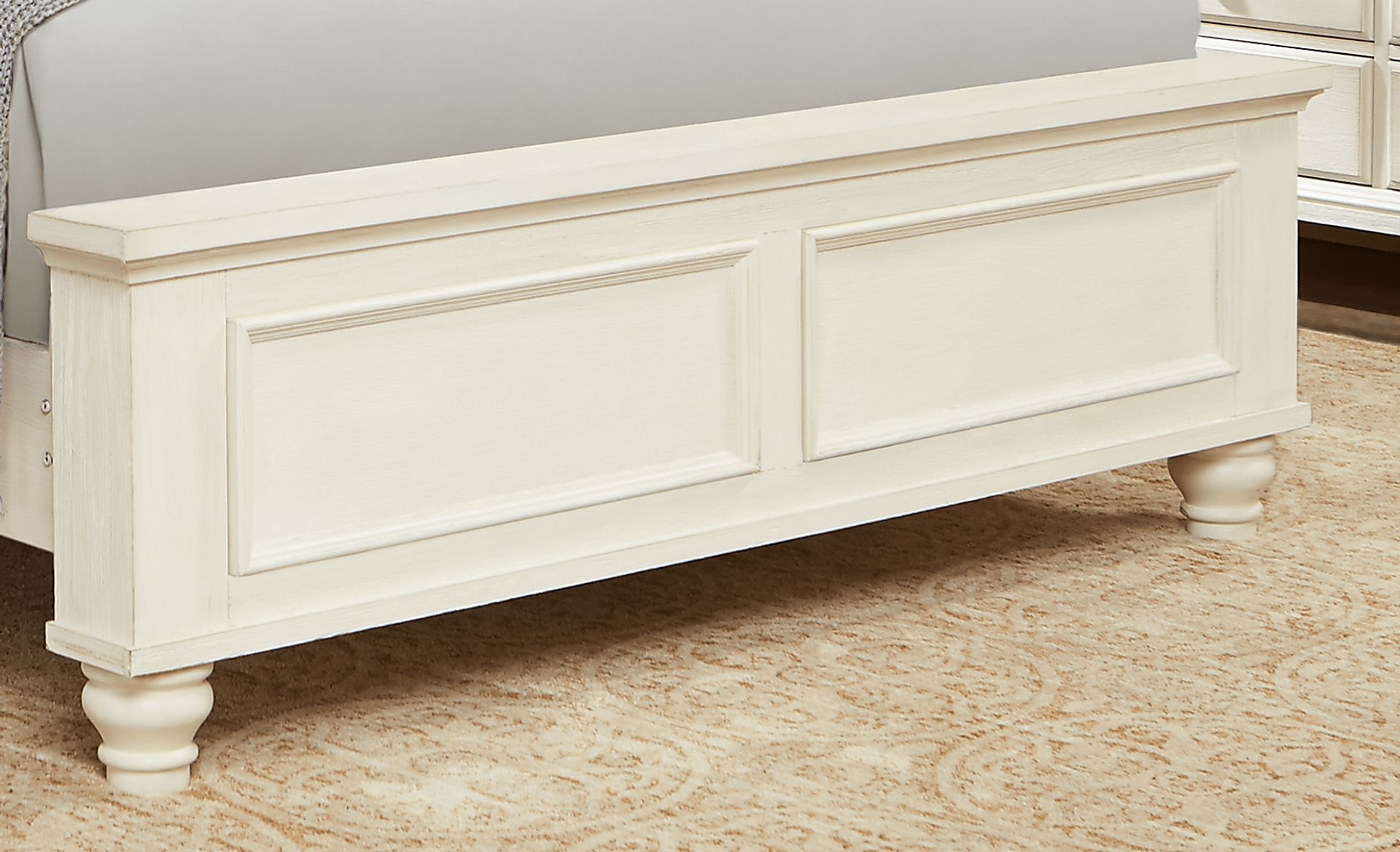 Lake Town 7 Pc Off-White Light Wood,White Queen Bedroom Set With 3