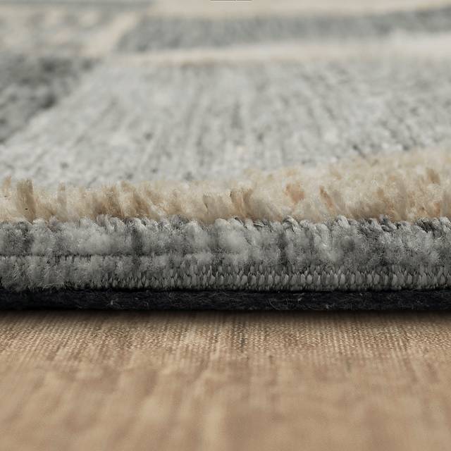 Lakeshore Drive Tan 5'3" x 7'8" Rug - Thumbnail - Image 3