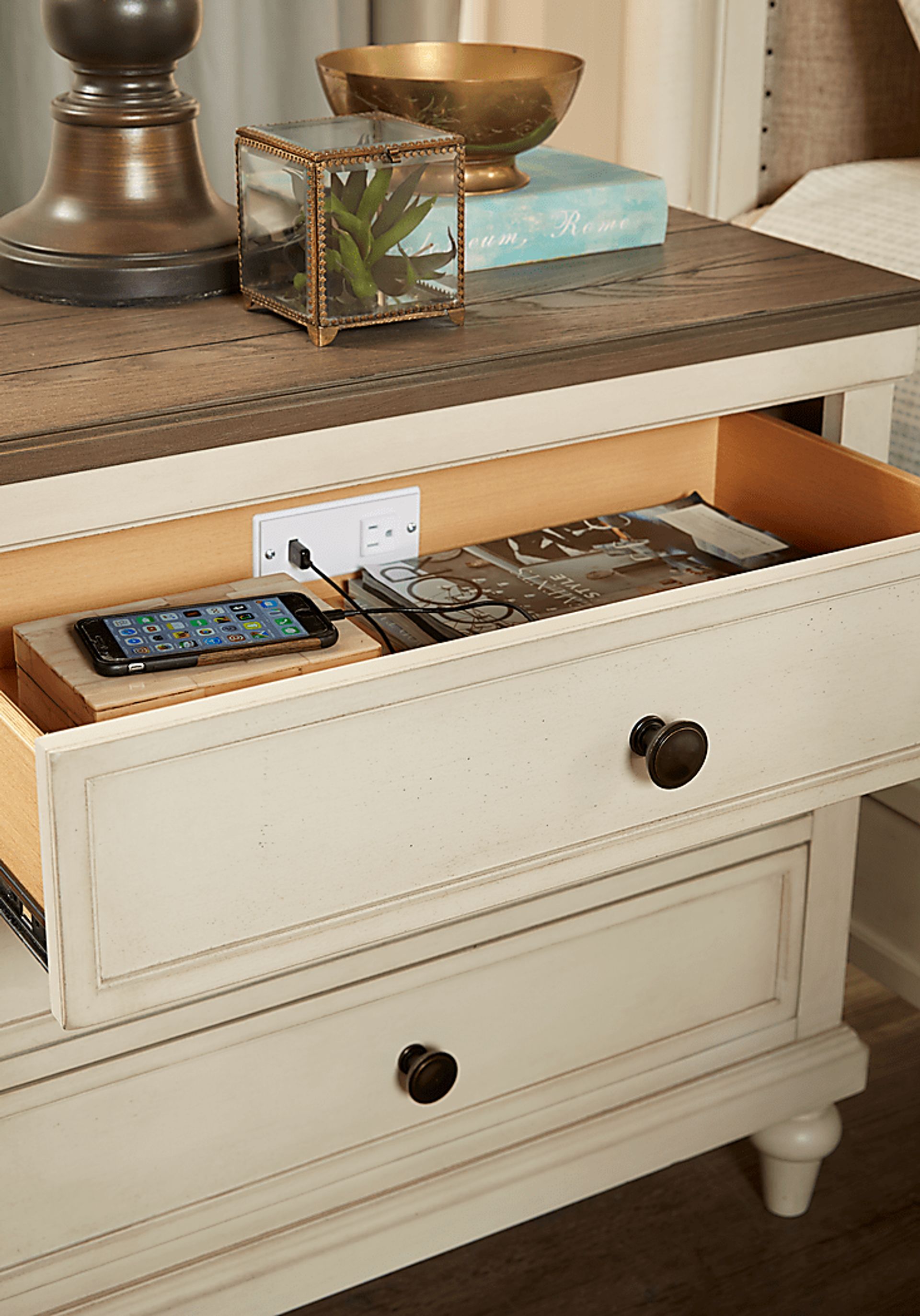 Lakeside Manor Linen Nightstand - Image 3