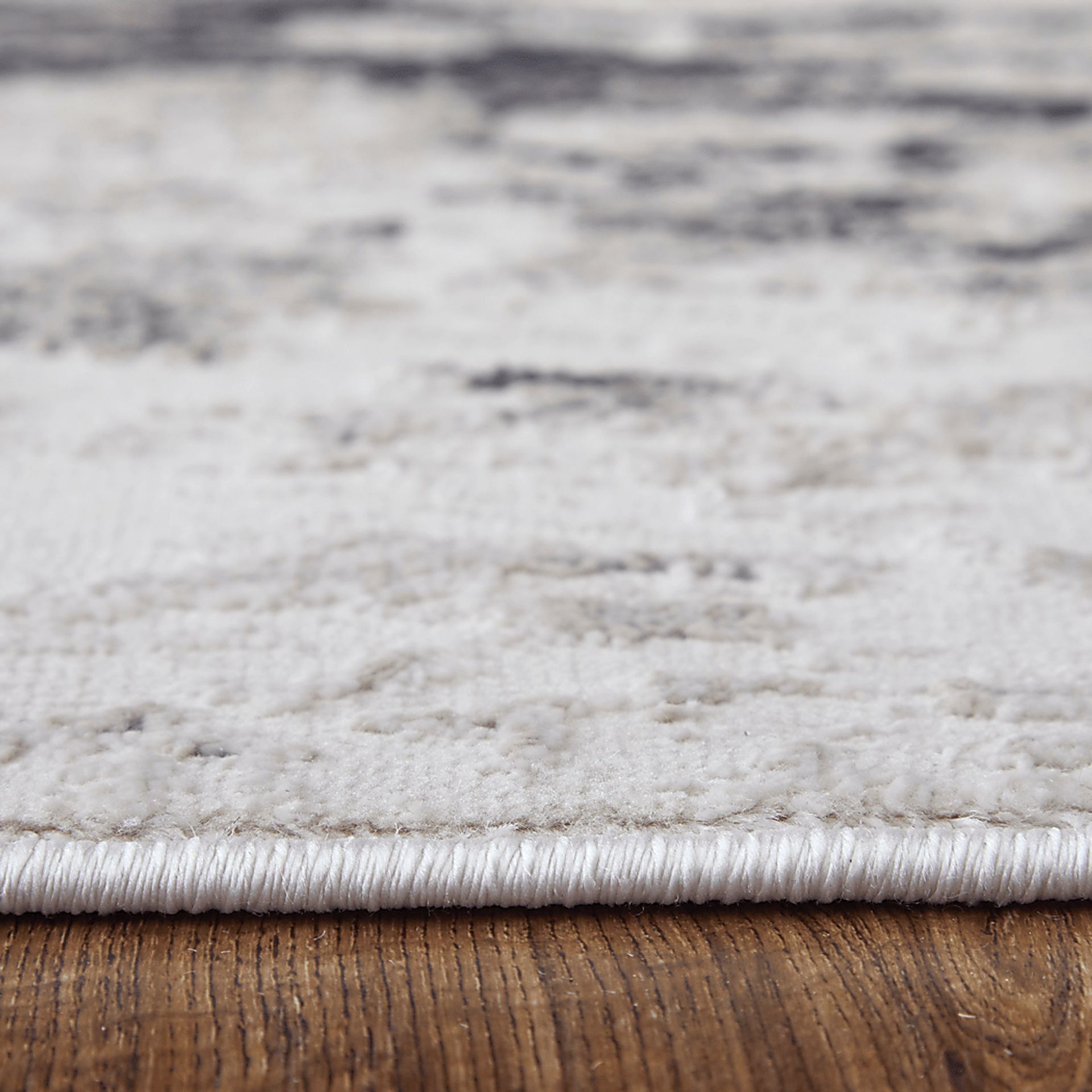 Lallo Silver 2'10 x 7'10 Runner Rug - Image 2