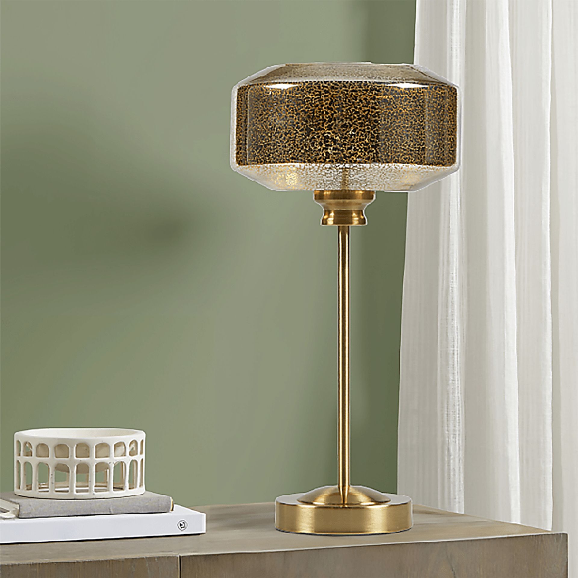 Lamiance Post Gold Lamp - Image 2
