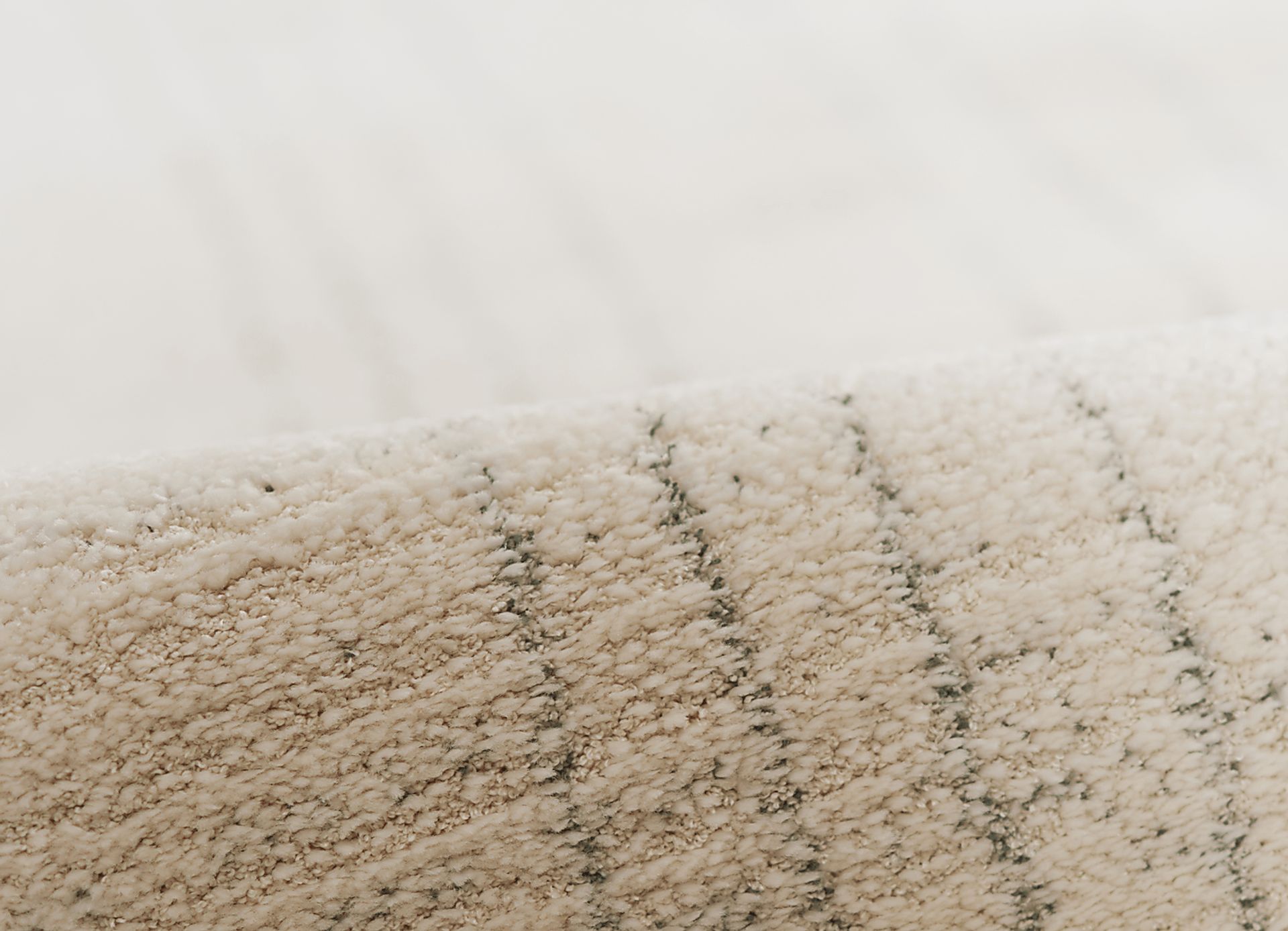 Landan Off-White 7'10 x 10' Rug - Image 2