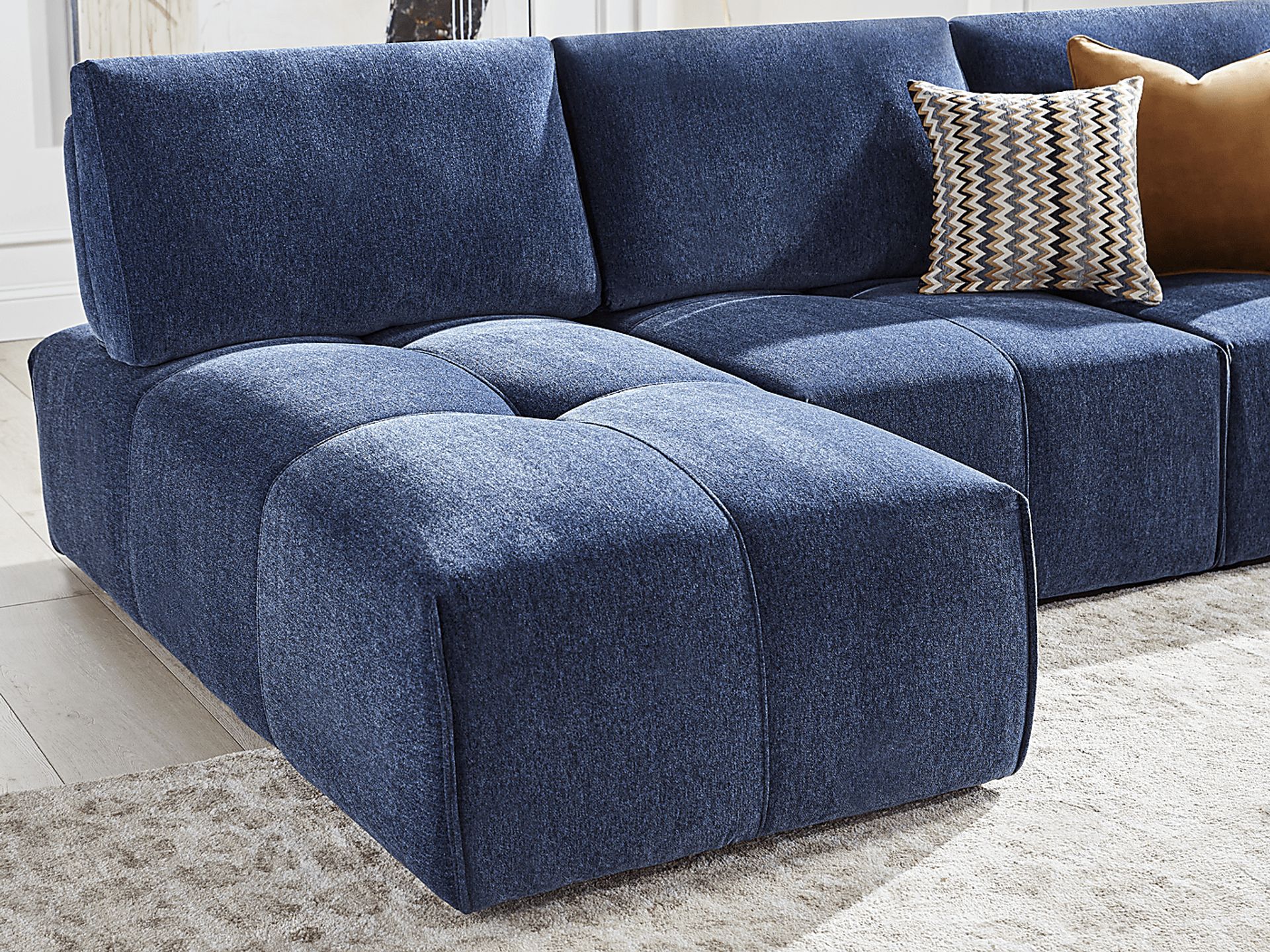 Laney Blue 6 Pc Sectional - Image 3
