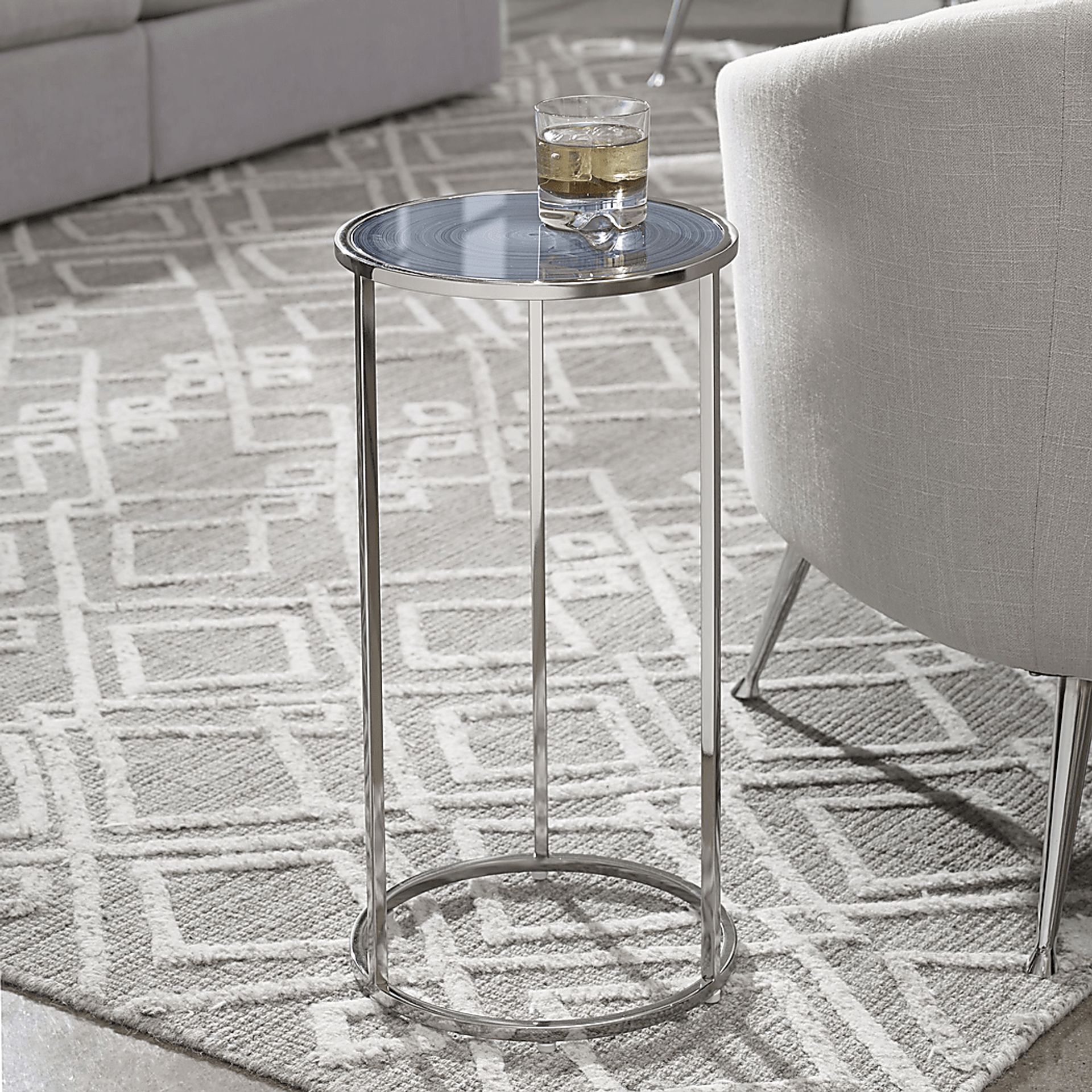 Lansfaire Silver Accent Table - Image 3