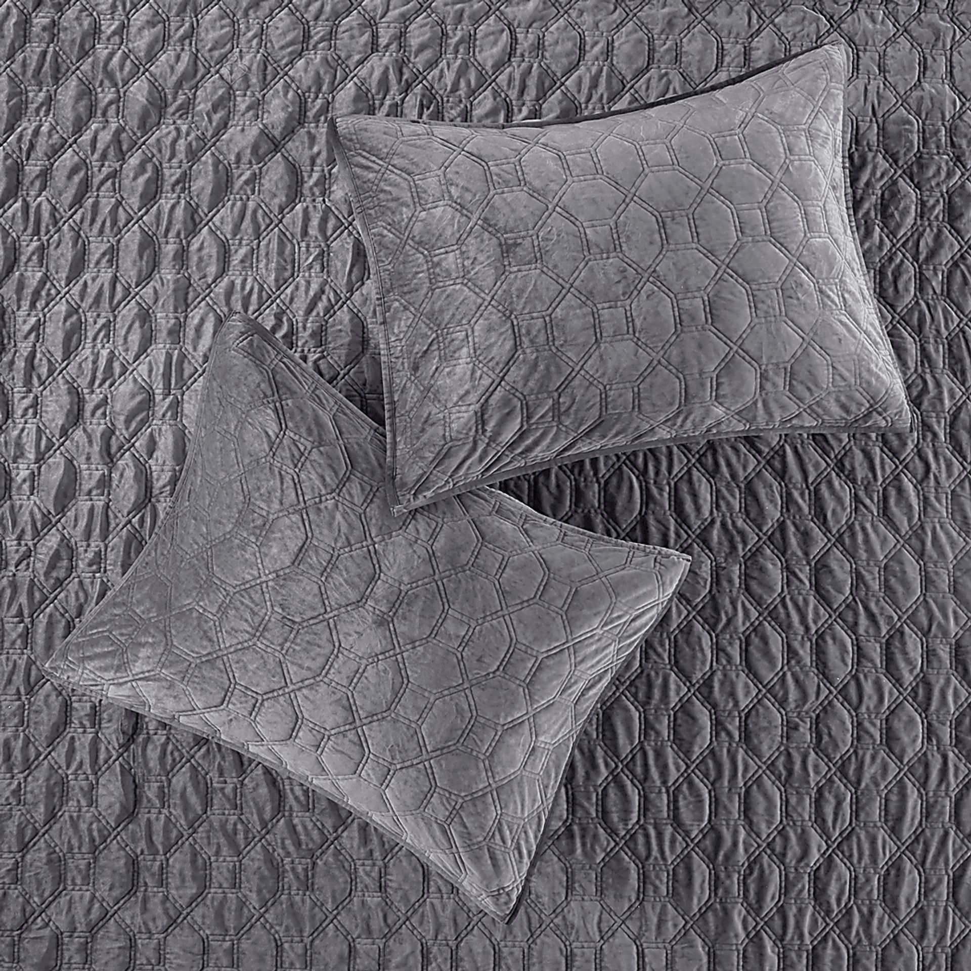 Larah Gray 3 Pc Queen Coverlet Set - Image 4