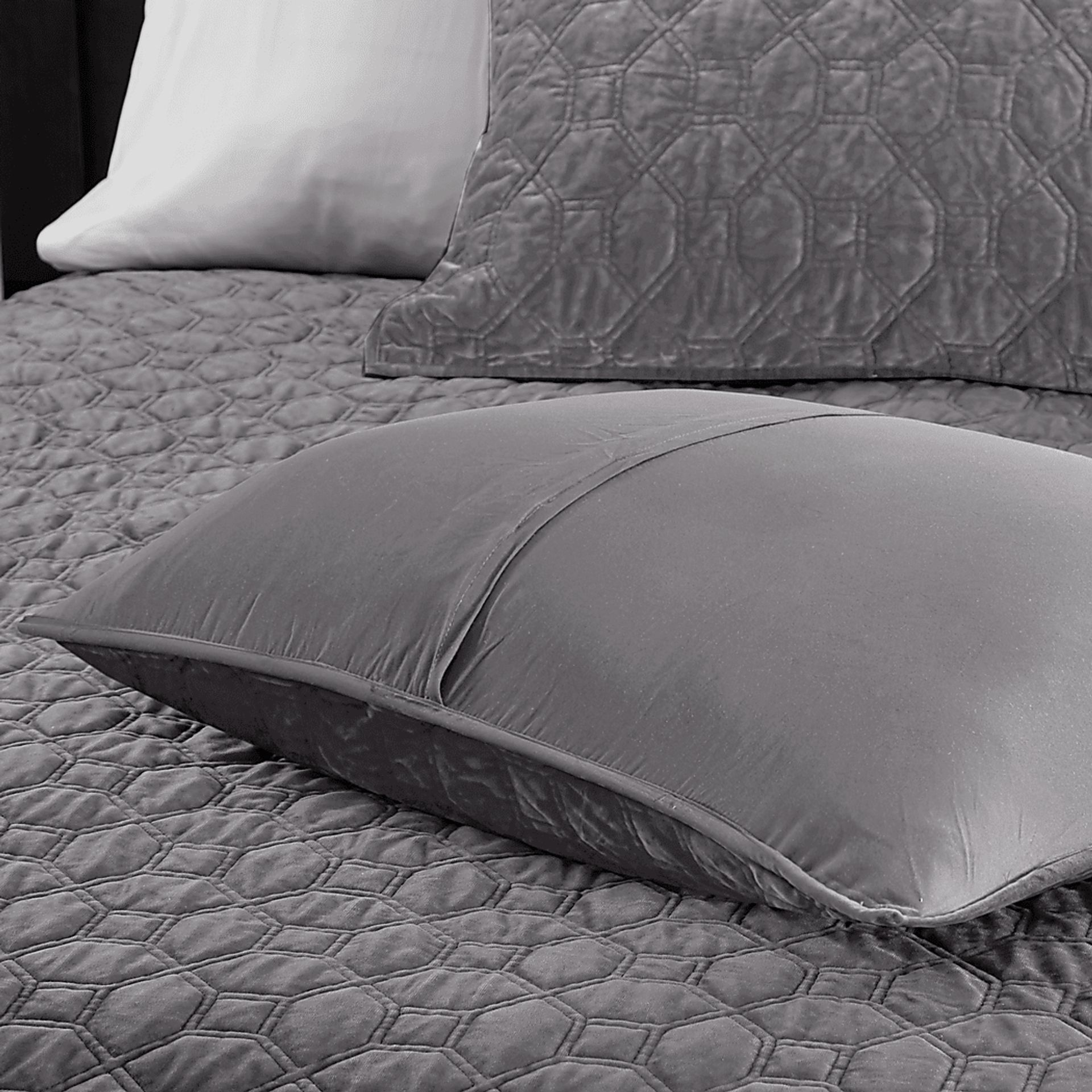 Larah Gray 3 Pc Queen Coverlet Set - Image 6