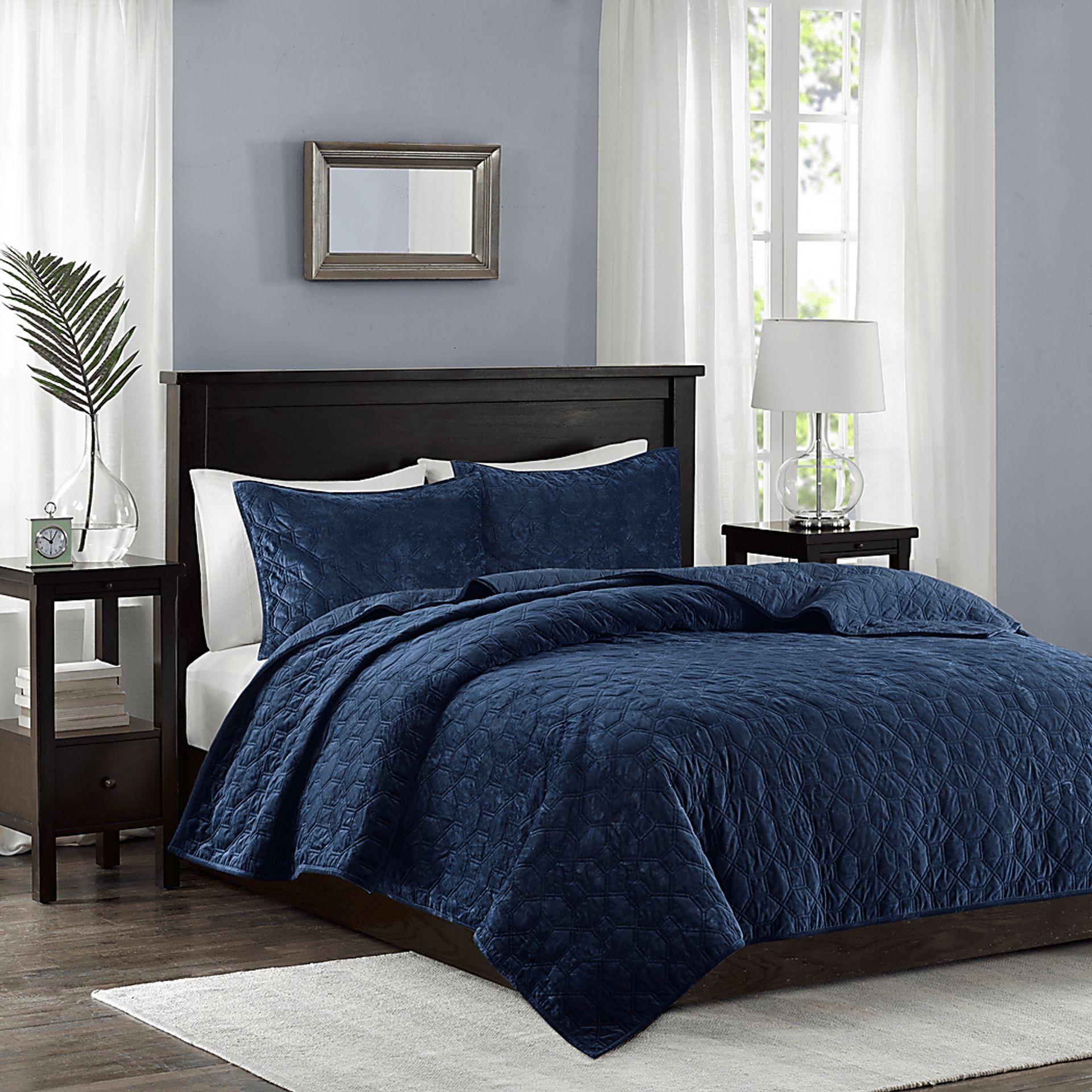 Larah Navy 3 Pc Queen Coverlet Set - Image 2