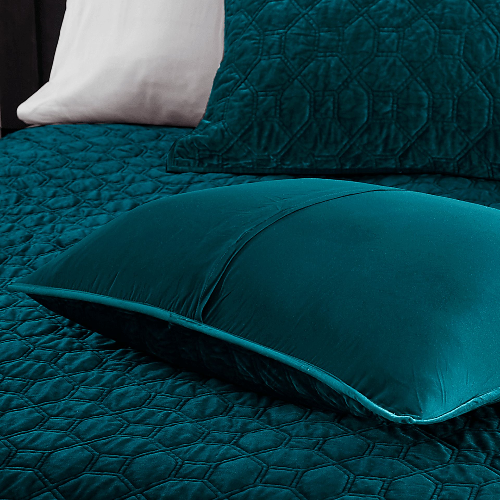 Larah Teal 3 Pc Queen Coverlet Set - Image 6