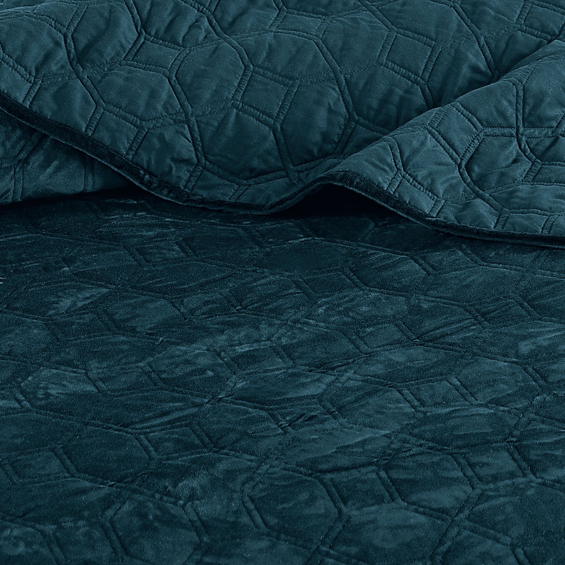 Larah Teal 3 Pc Queen Coverlet Set - Image 7