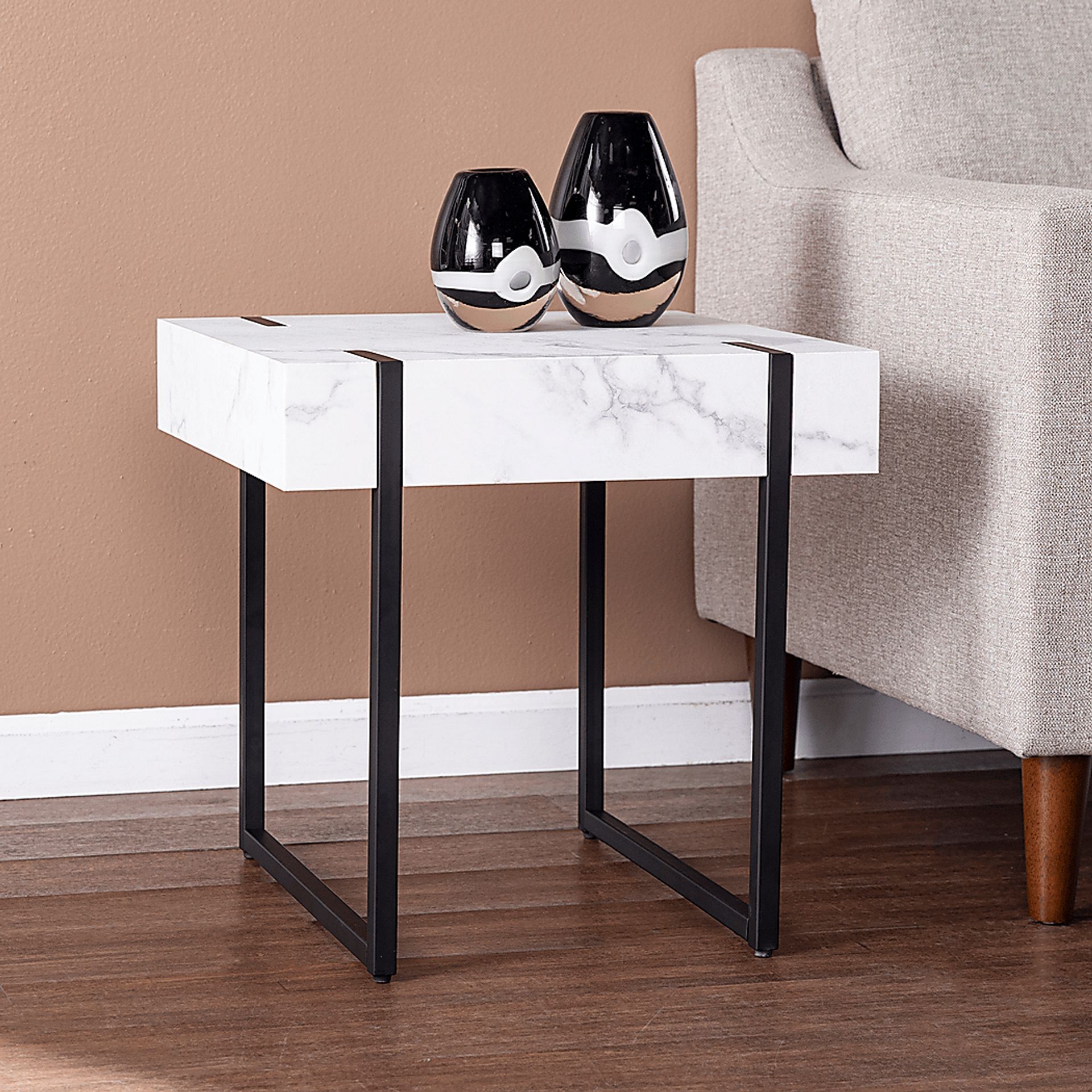 Laramice White End Table - Image 6