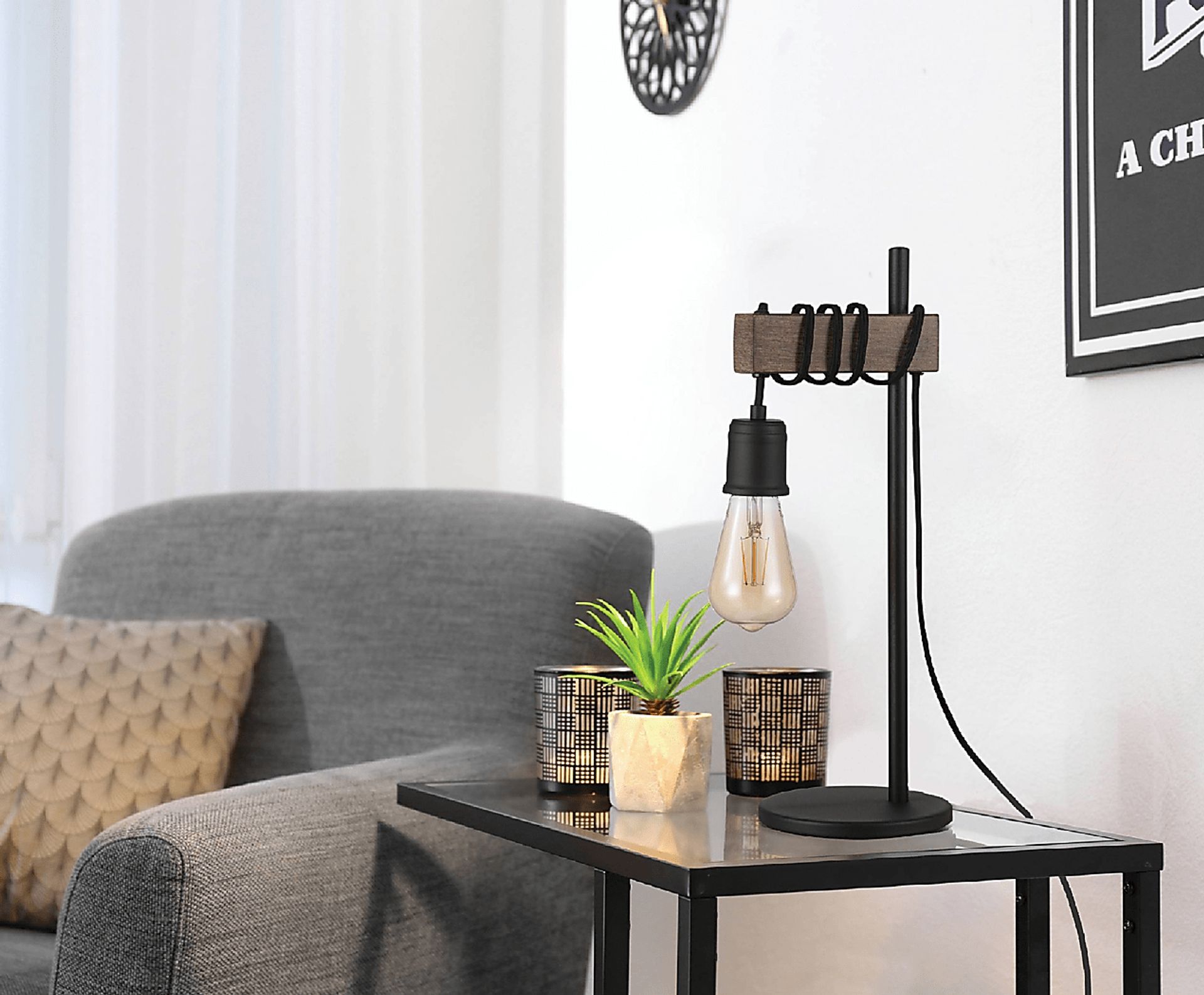 Laredo Bay Black Lamp - Image 5