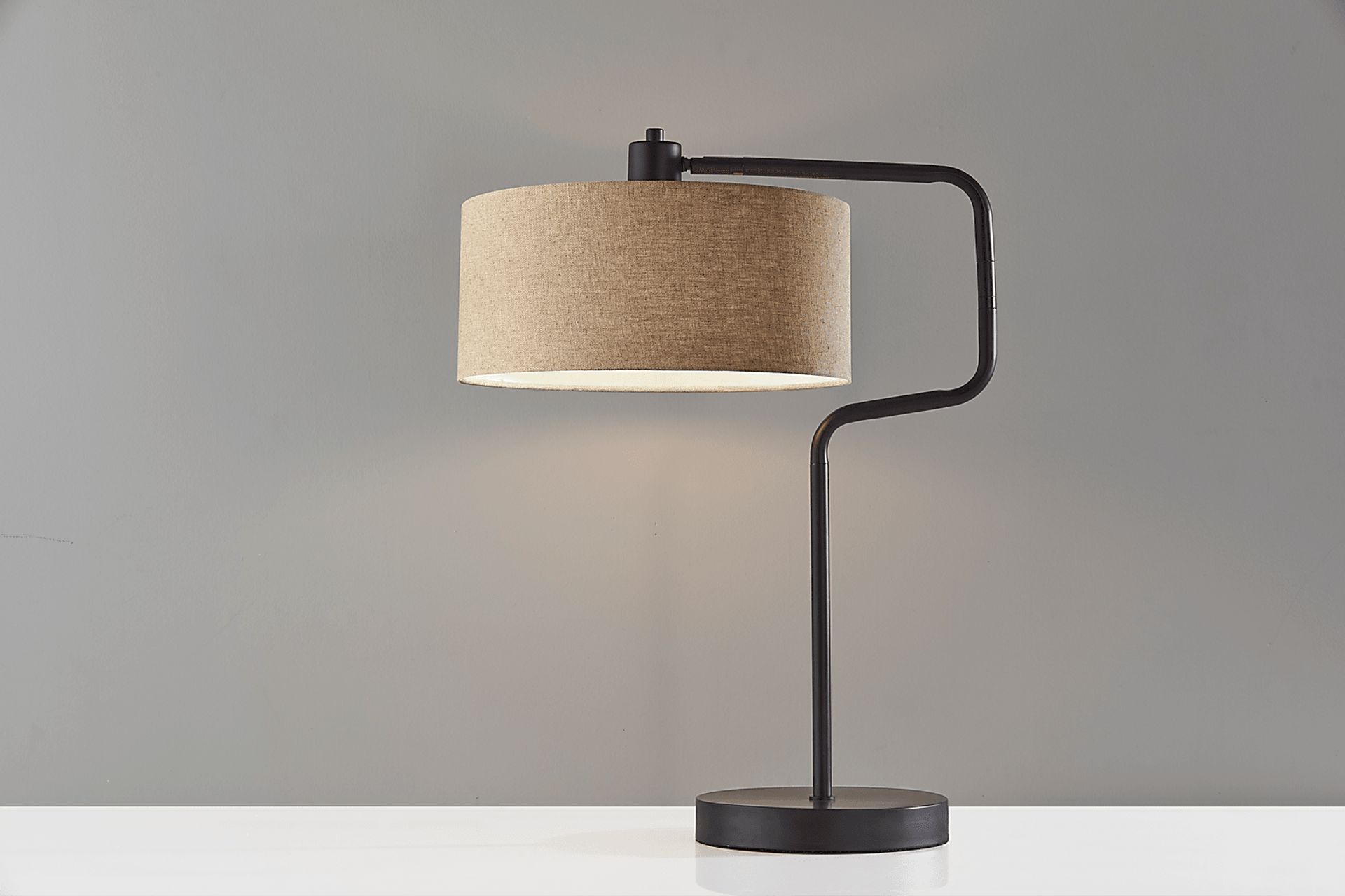 Lariat Circle Bronze Lamp - Image 2