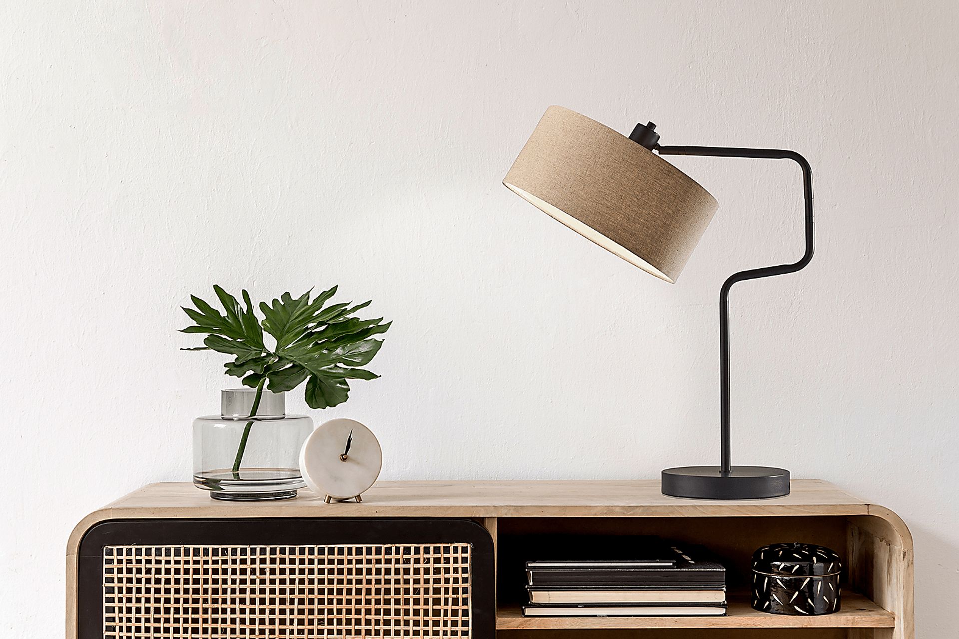 Lariat Circle Bronze Lamp - Image 8