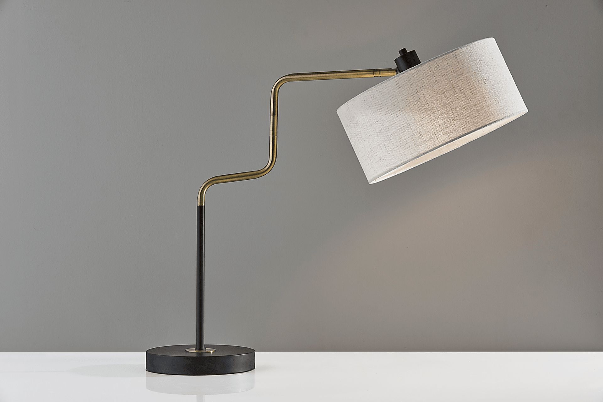 Lariat Circle Brass Lamp - Image 5