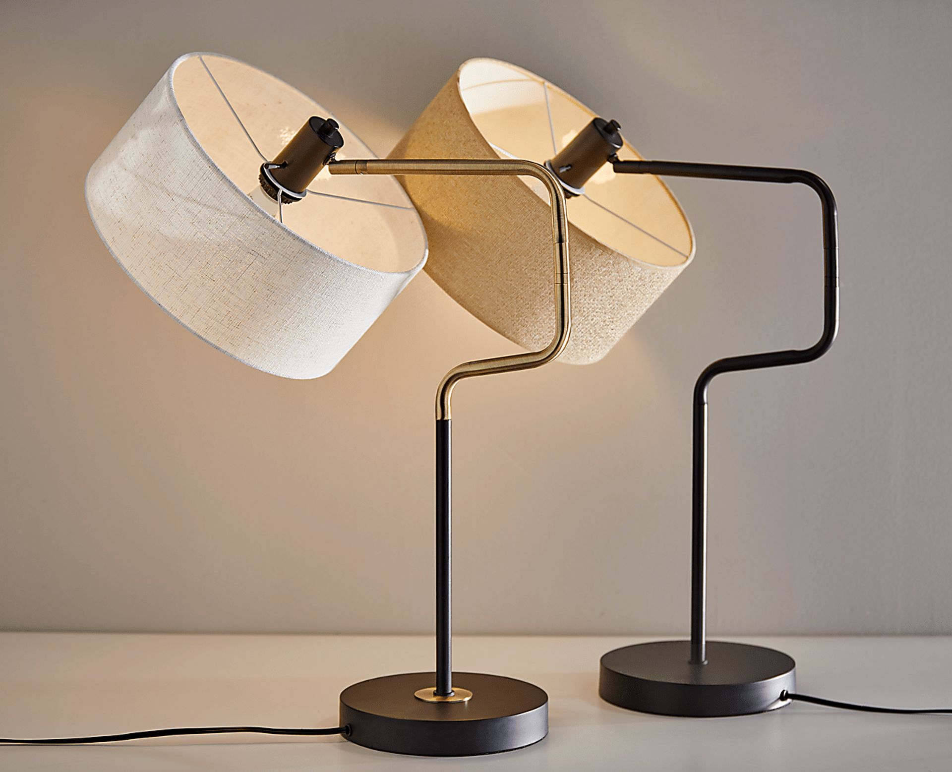 Lariat Circle Brass Lamp - Image 7