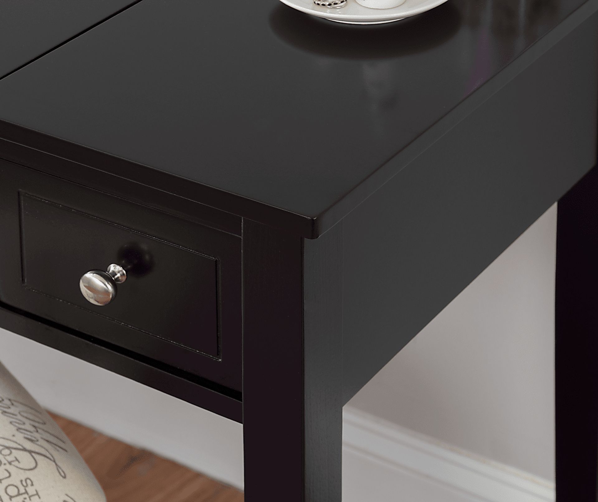 Larkbunting Black Vanity Set - Image 18