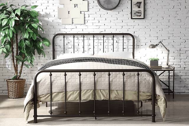 Lasula Brown Full Post Bed - Thumbnail - Image 2