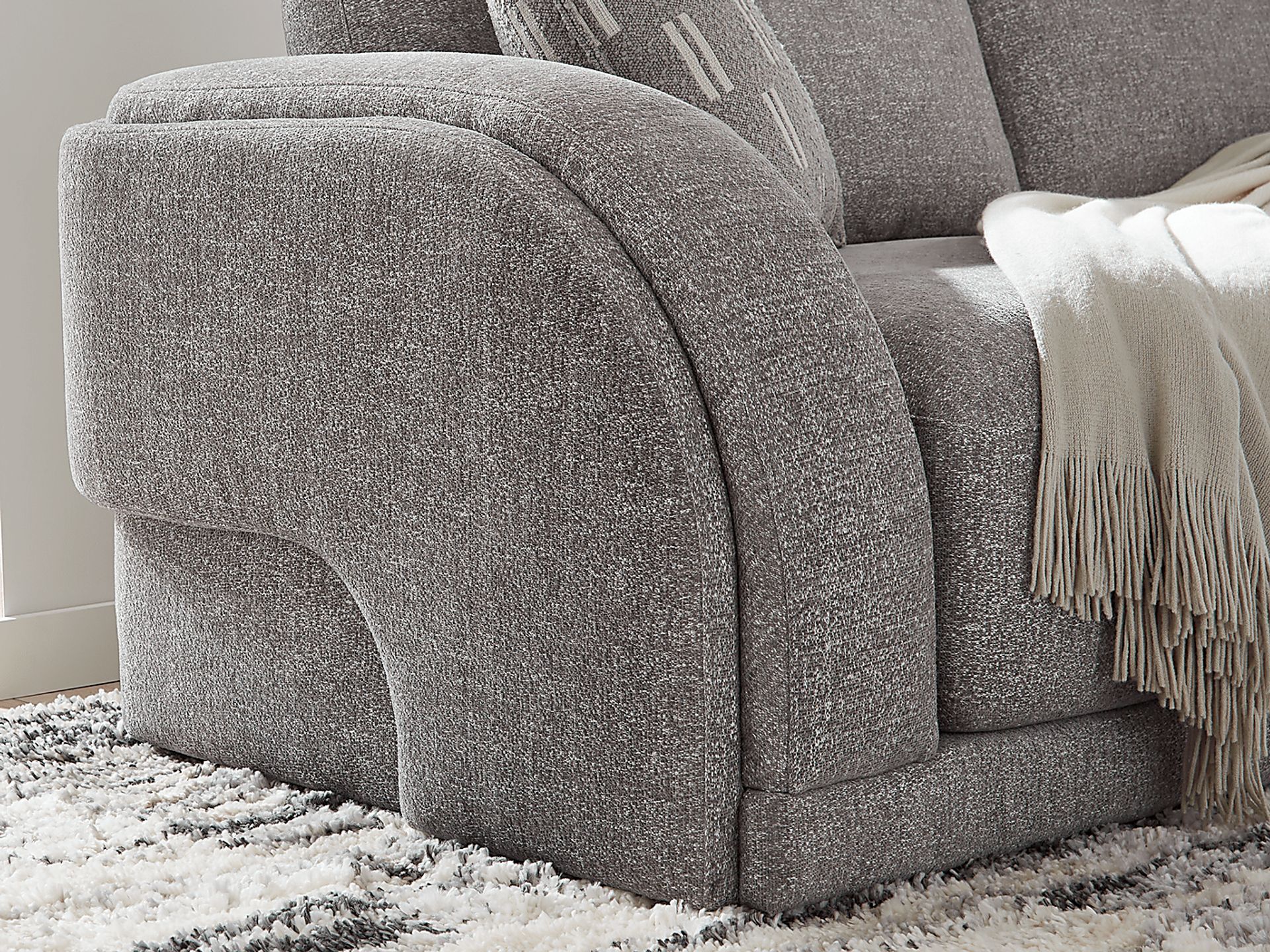 Latham Court Gray 4 Pc Sectional - Image 4
