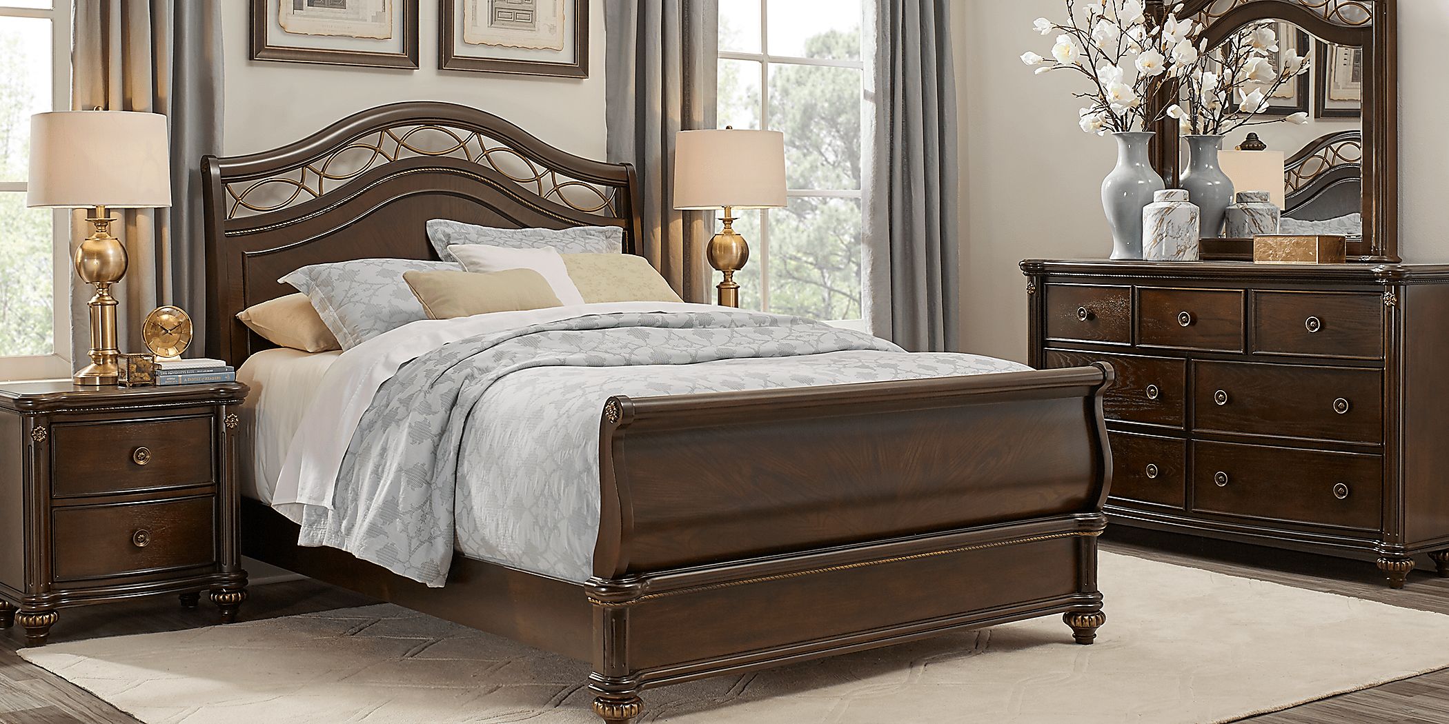 Laurel View 8 Pc Dark Cherry Wood Queen Bedroom Set | Rooms to Go